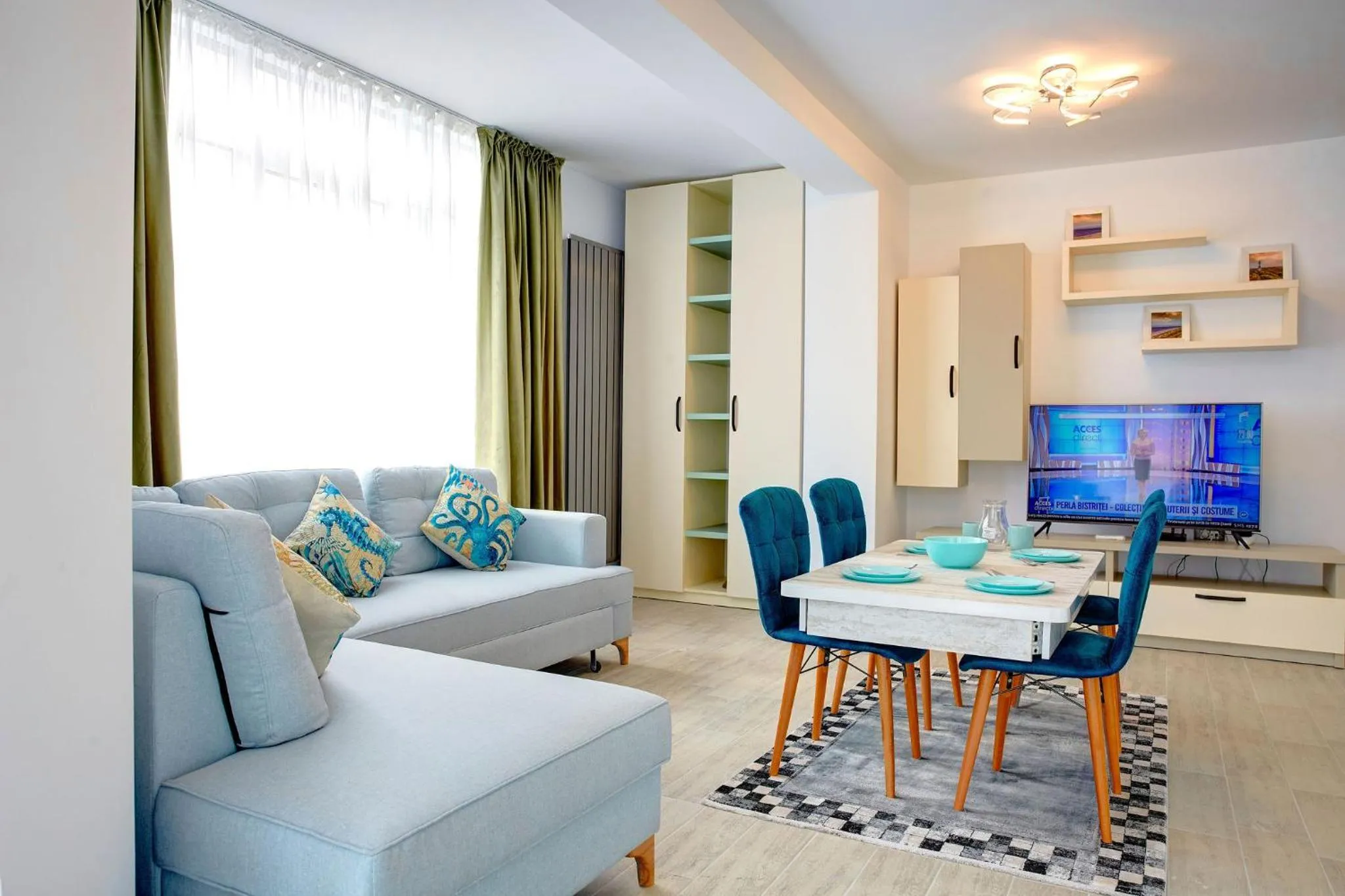 TV and multimedia in Aparthotel Ella Mamaia