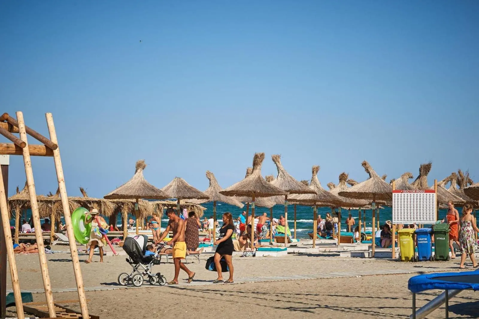 Day in Aparthotel Ella Mamaia