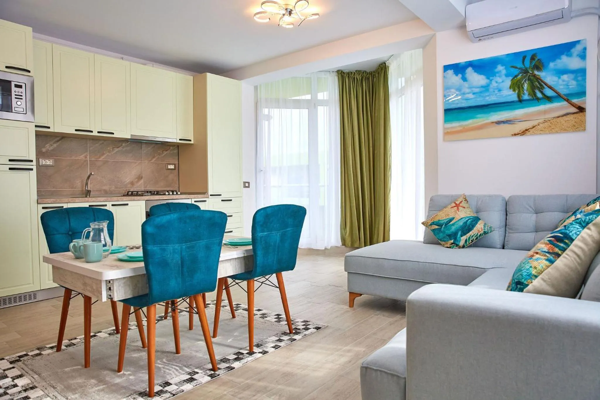 Kitchen or kitchenette in Aparthotel Ella Mamaia