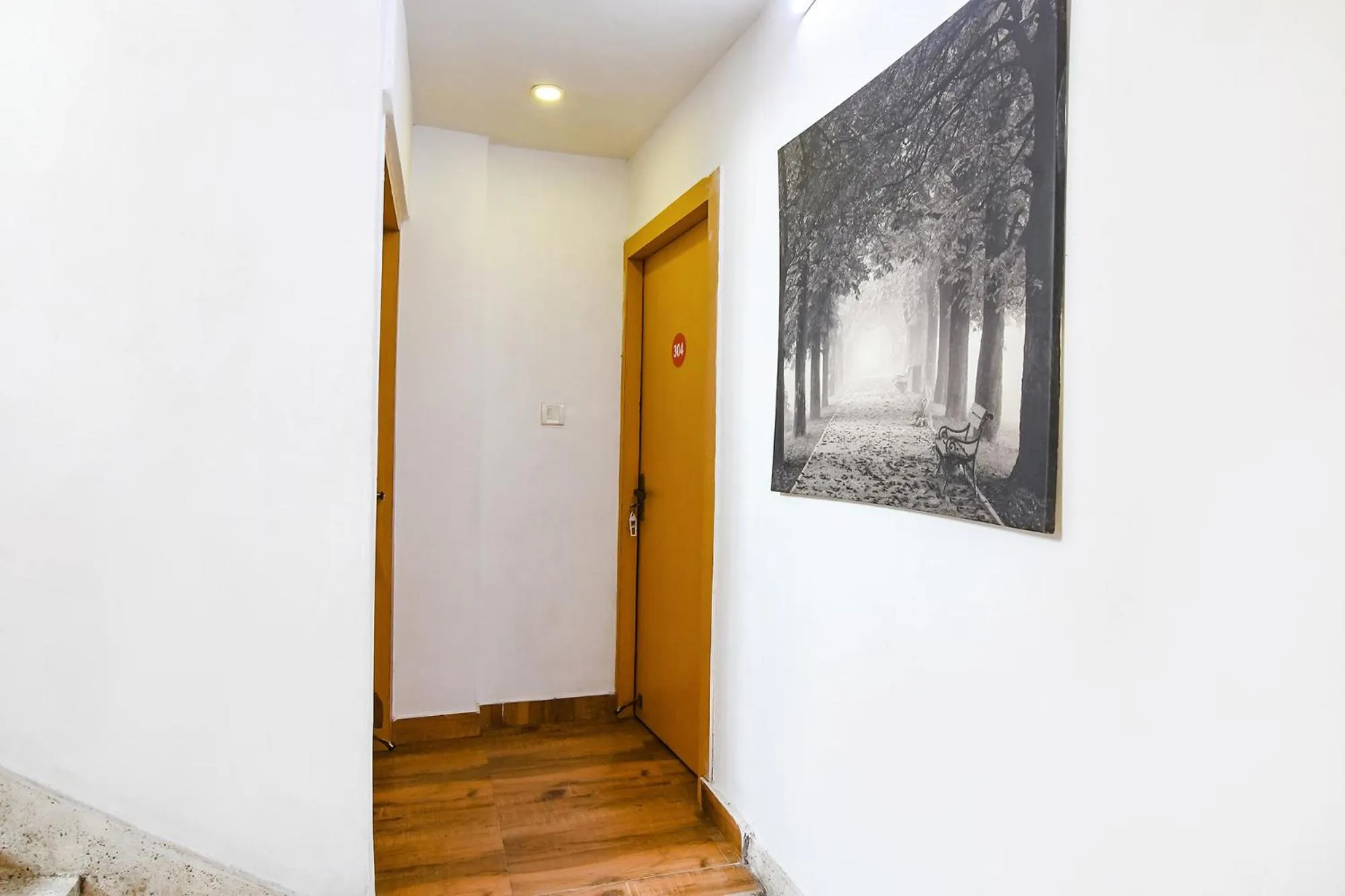 Lobby or reception in FabHotel Globe Express - Nr Ruby Hospital