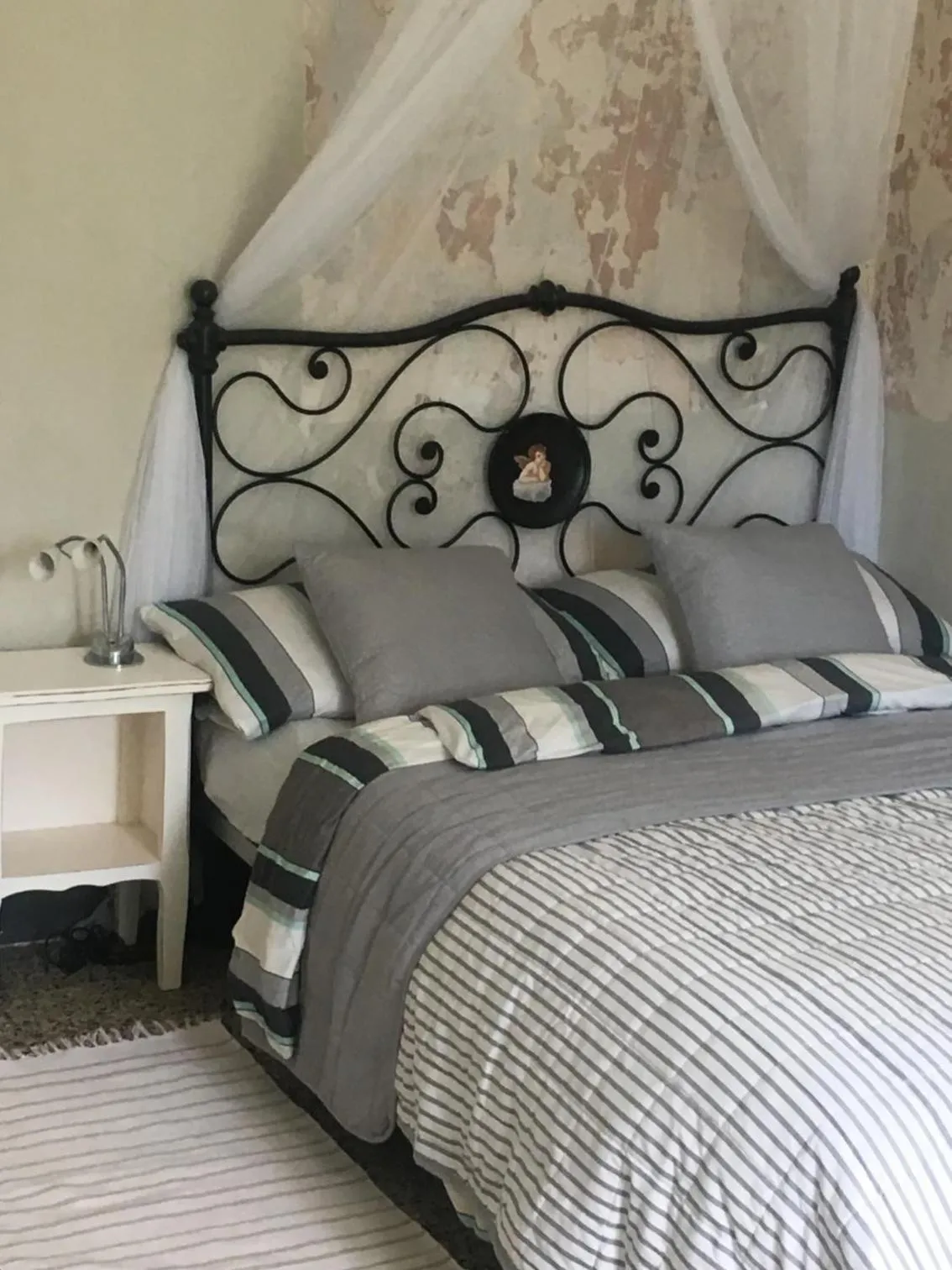 Bedroom, Bed in Casa Rosalie