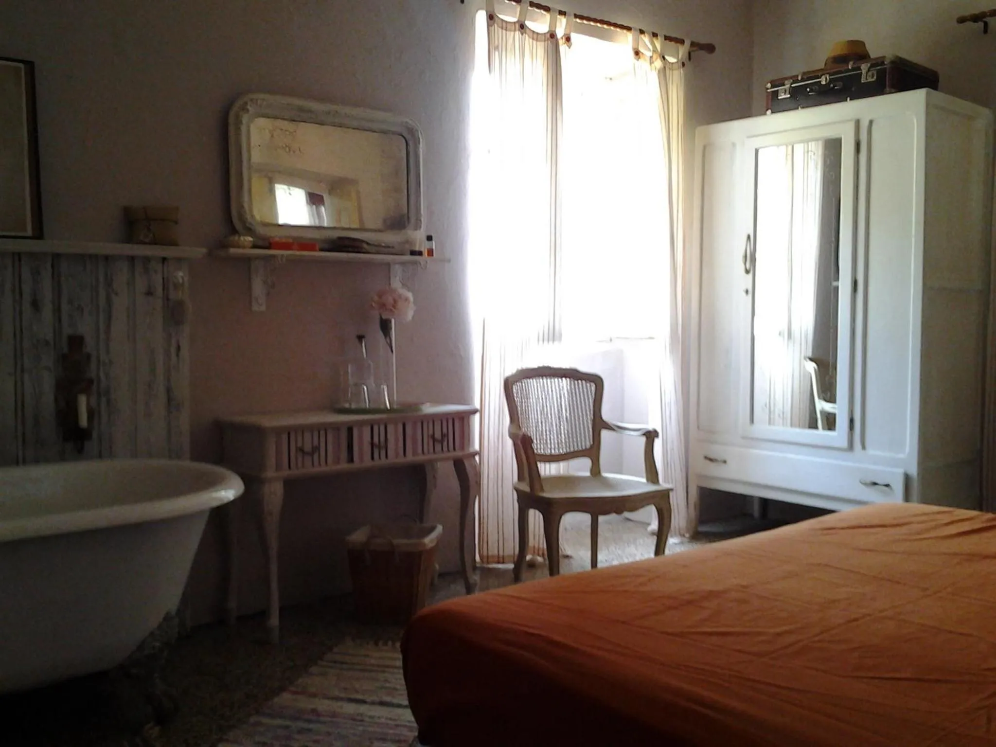 Photo of the whole room in Casa Rosalie