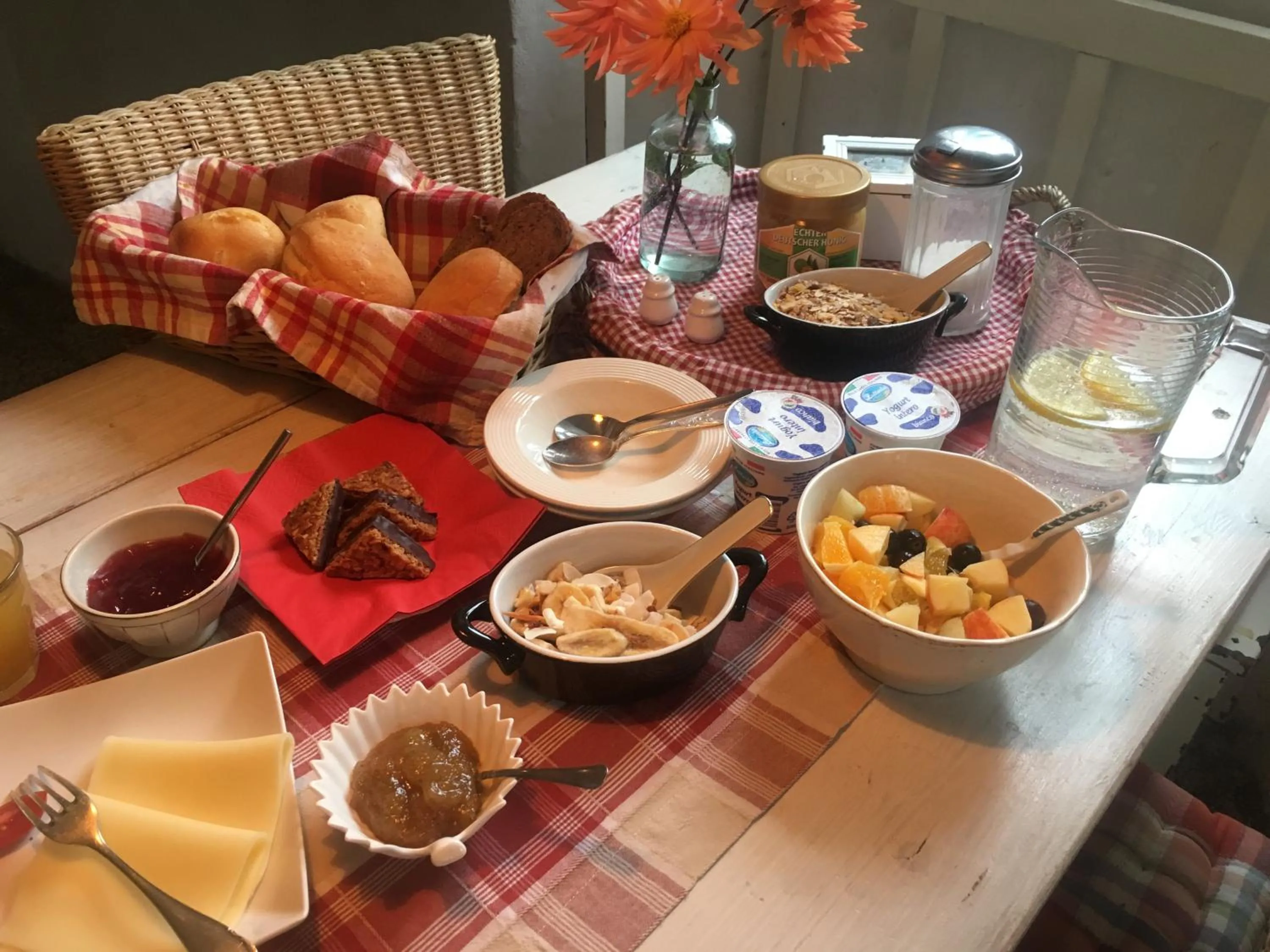 Breakfast in Casa Rosalie