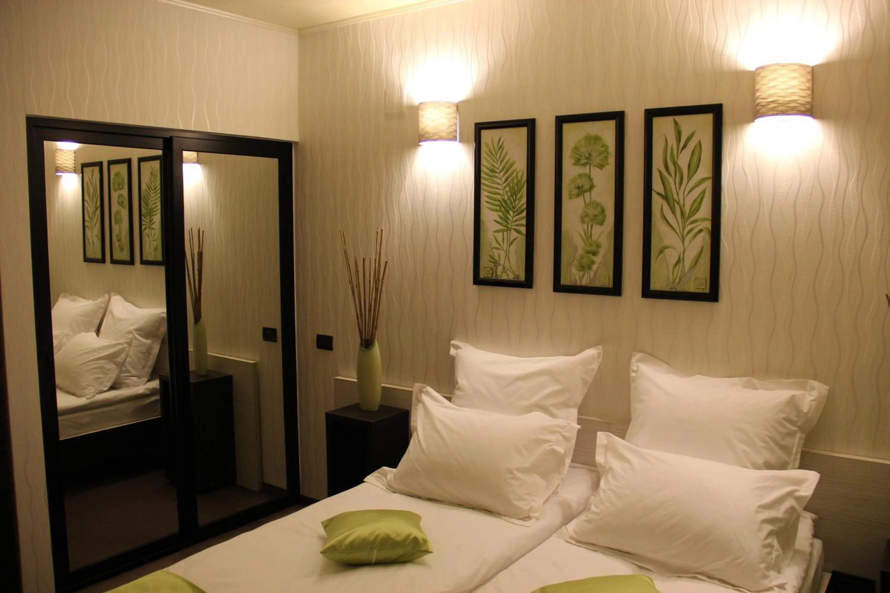 Decorative detail, Bed in Enigma Pension