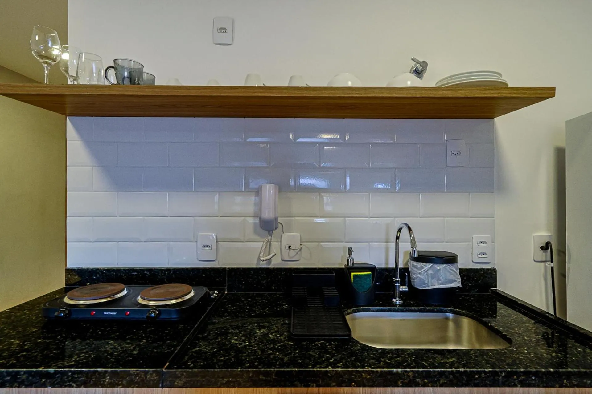 Kitchen or kitchenette in 360 Rio Santos Dumont