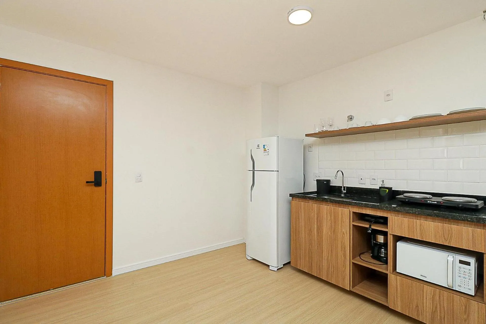 Kitchen or kitchenette in 360 Rio Santos Dumont