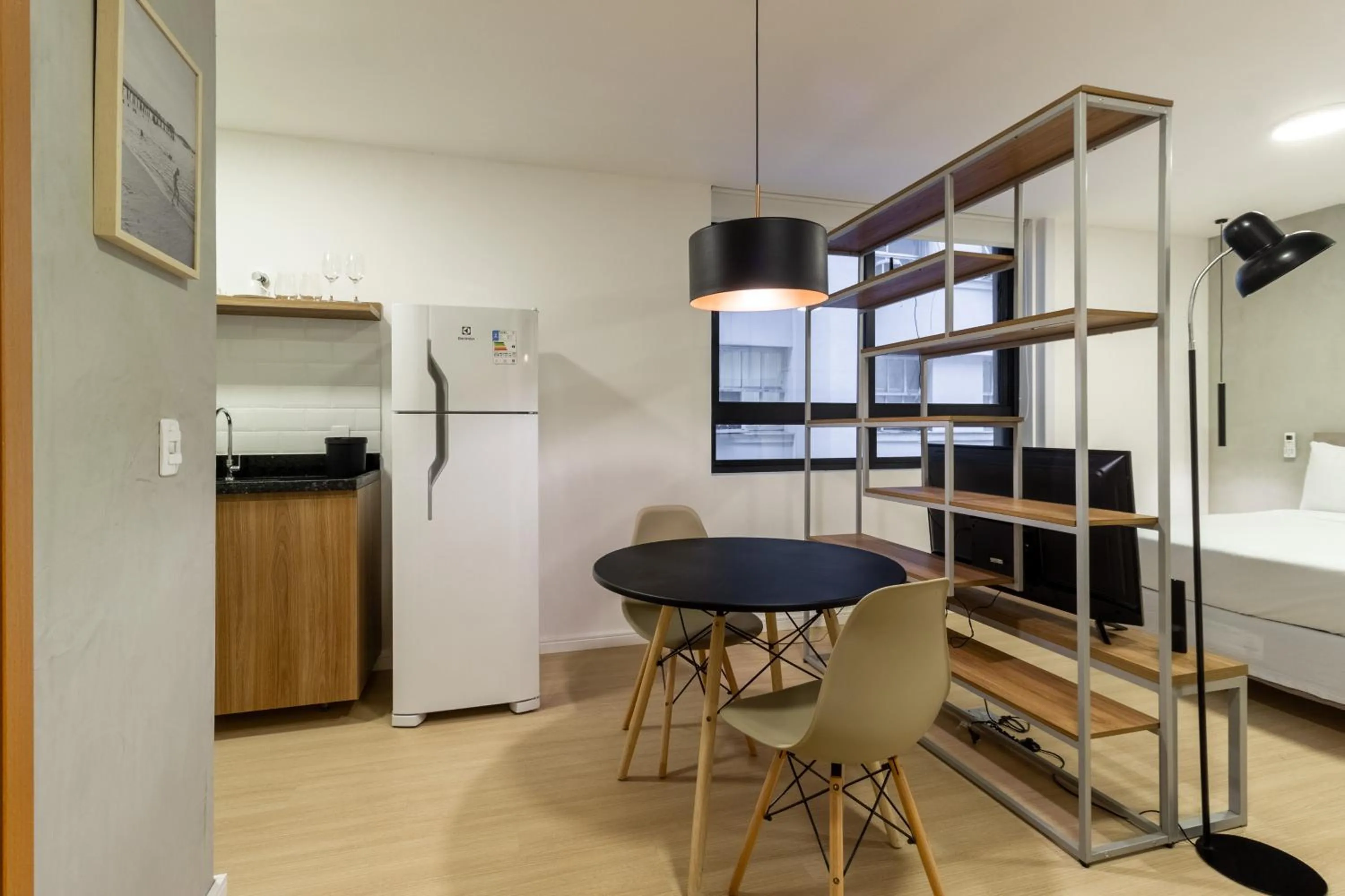 Kitchen or kitchenette in 360 Rio Santos Dumont