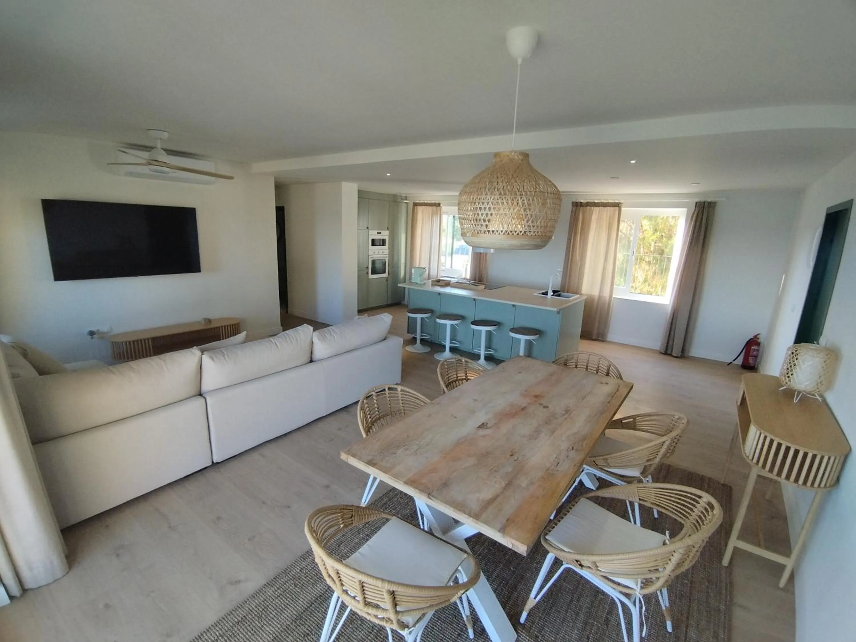 TV and multimedia in Paradisun Villajoyosa - Adults Only Recommended