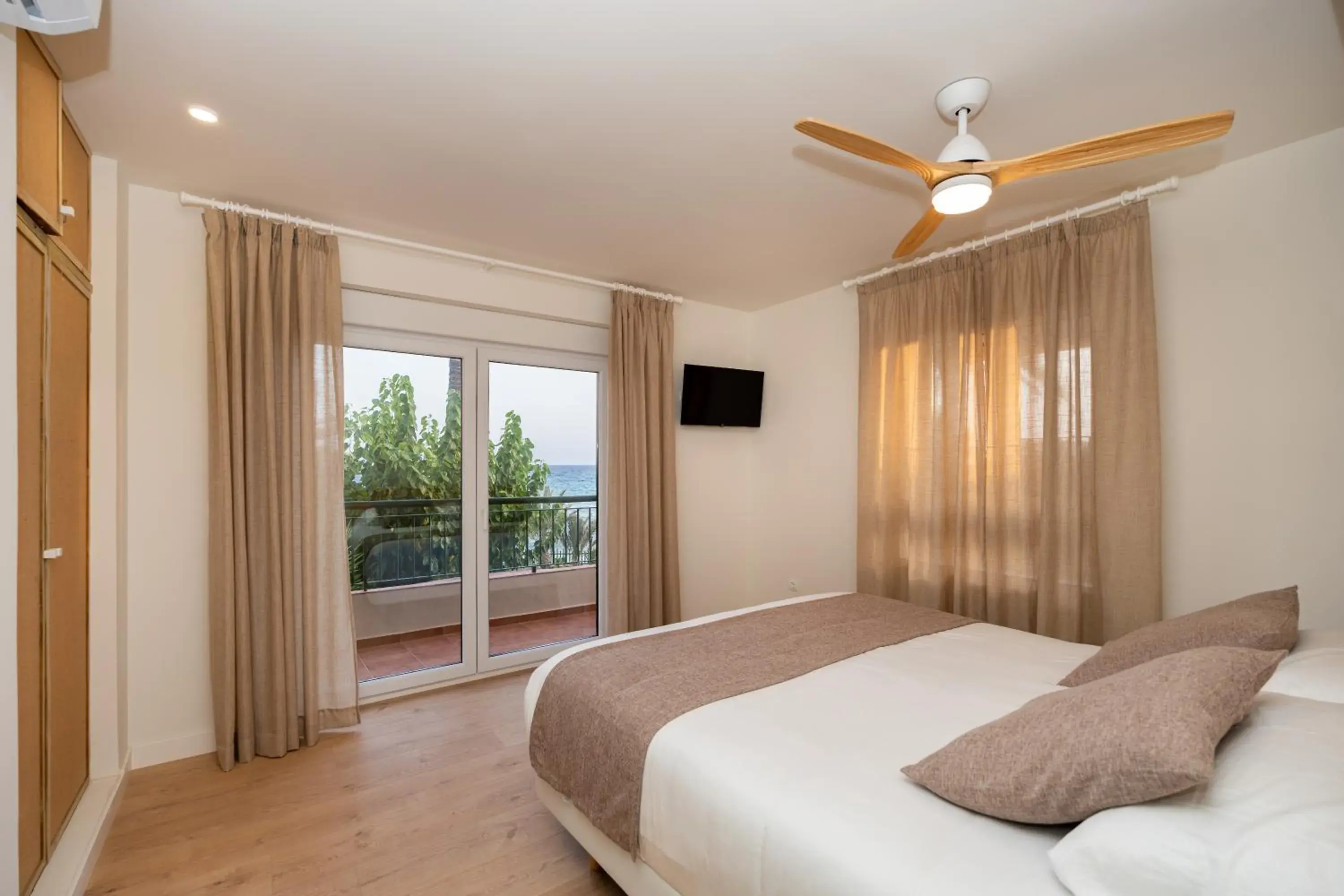 Bed in Paradisun Villajoyosa - Adults Only Recommended Bed in Paradisun Villajoyosa - Adults Only Recommended