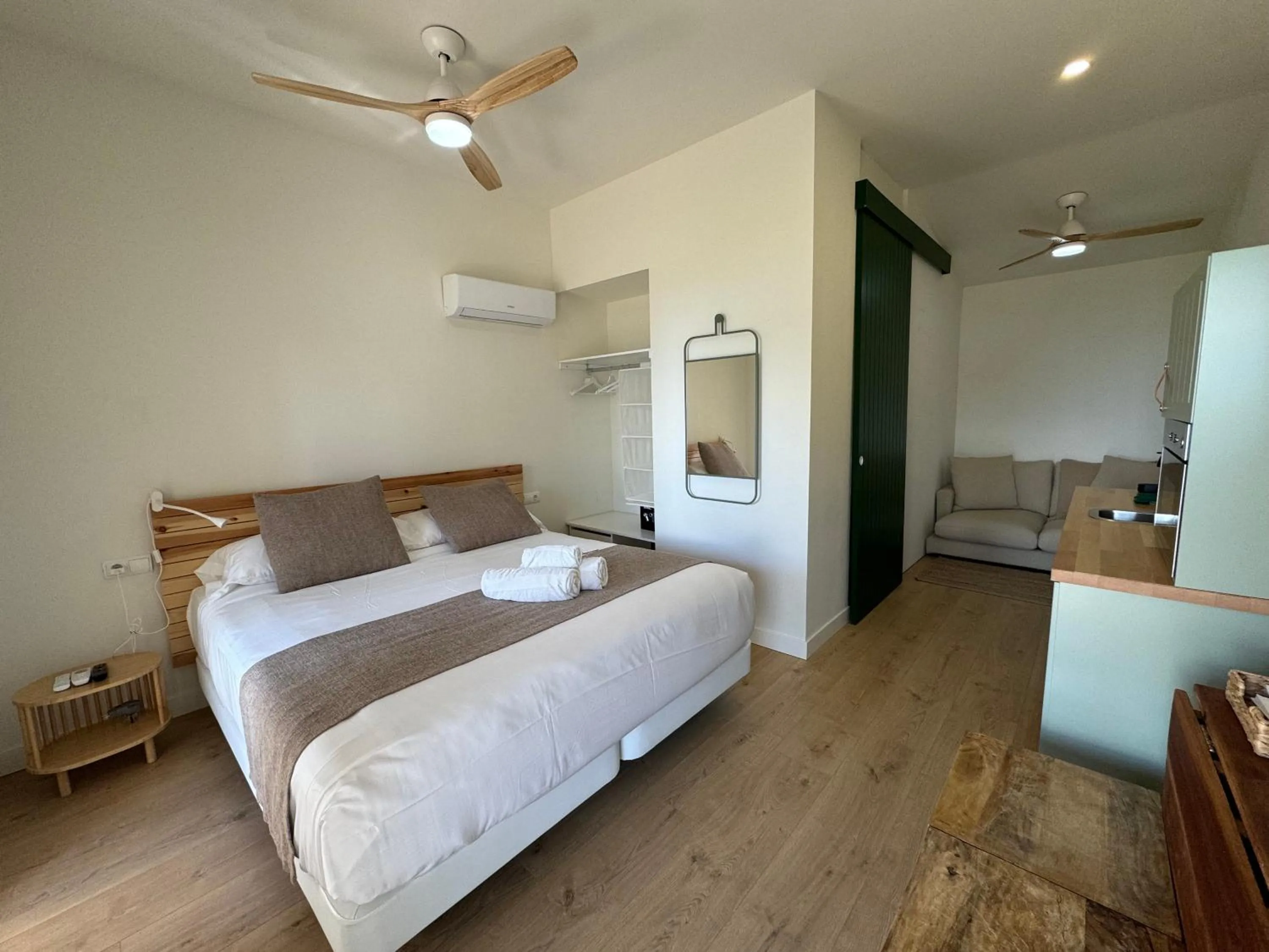 Bed in Paradisun Villajoyosa - Adults Only Recommended