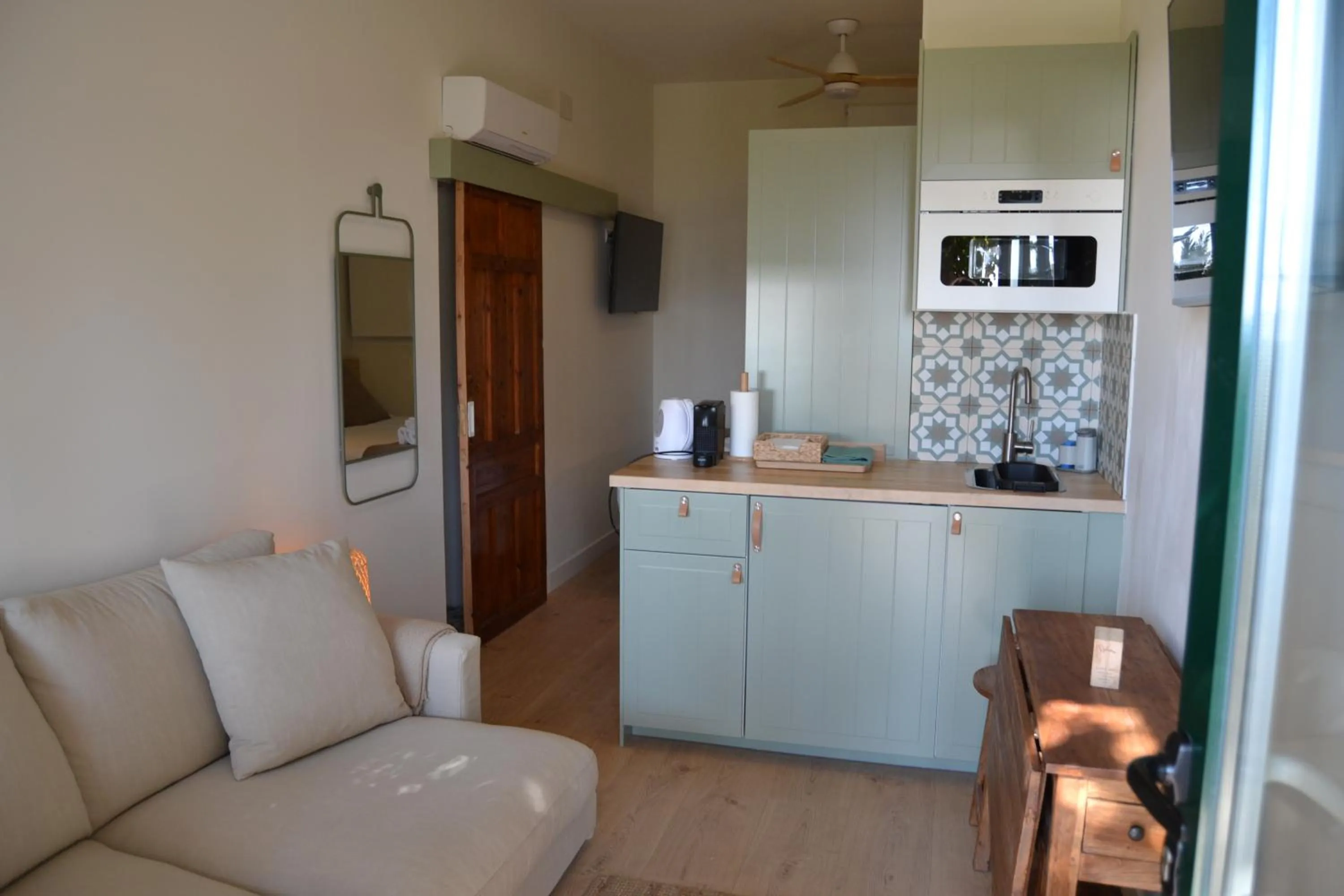 minibar in Paradisun Villajoyosa - Adults Only Recommended