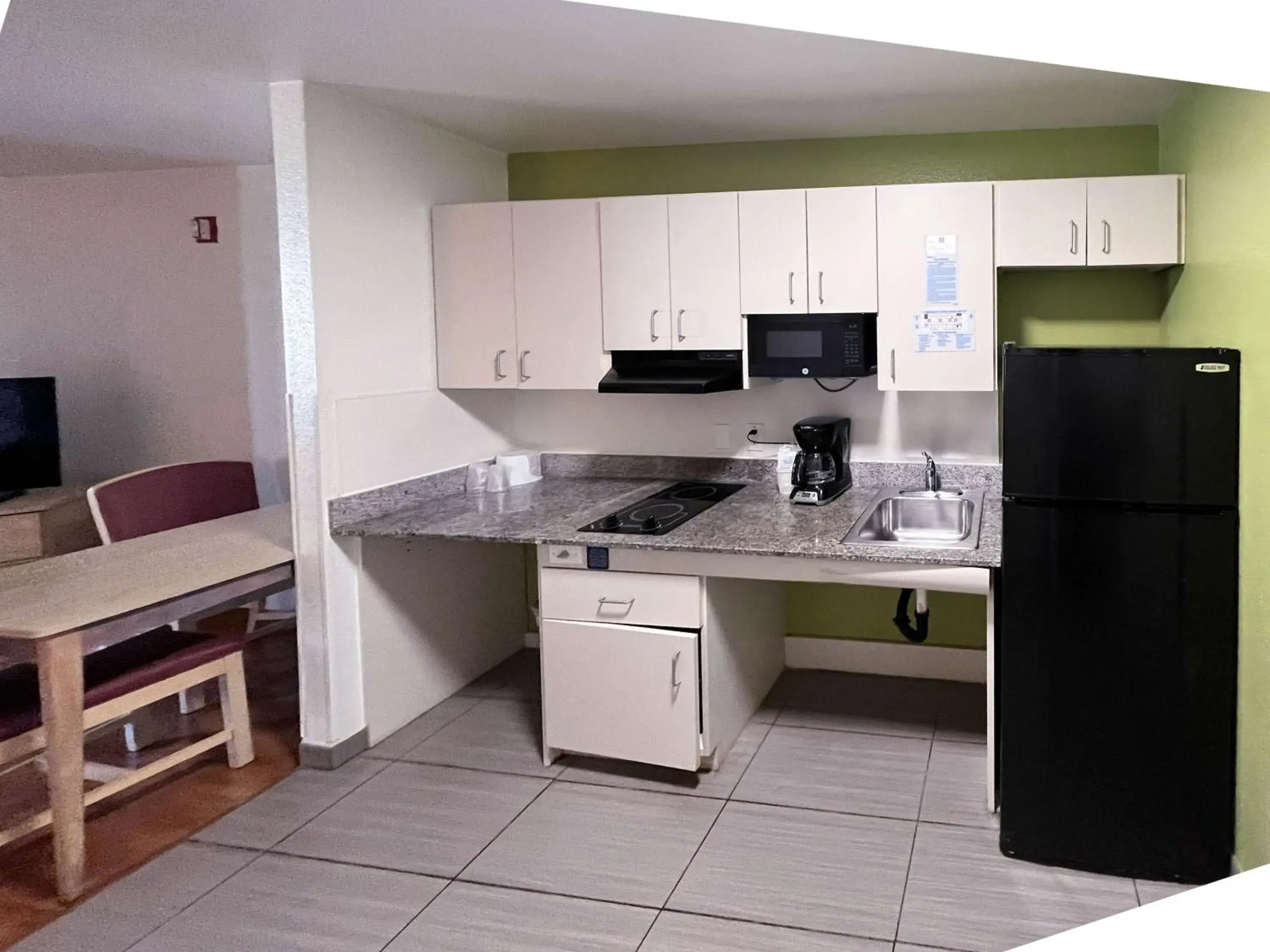 Kitchen or kitchenette in Studio 6 Belmont, CA San Francisco Redwood Kitchen or kitchenette in Studio 6 Belmont, CA San Francisco Redwood