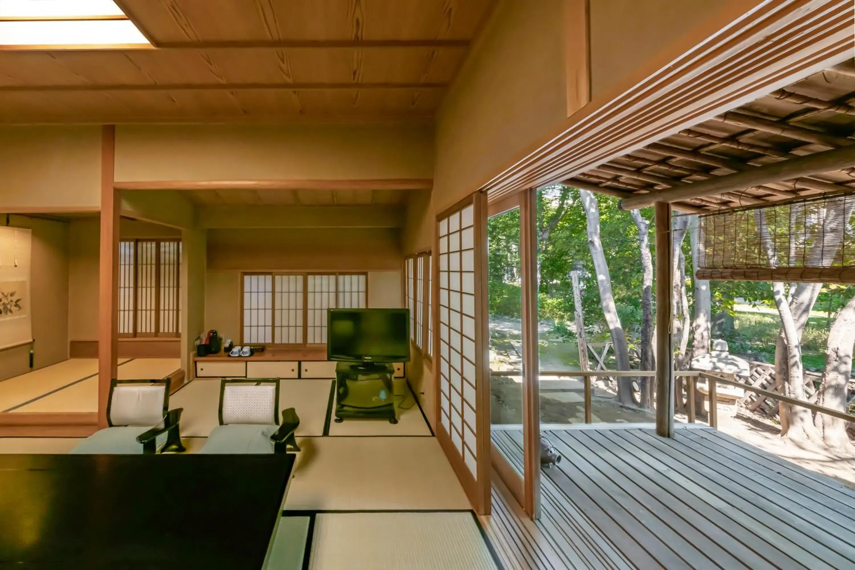 Deluxe Family Suite in Tokiwa Hotel Deluxe Family Suite in Tokiwa Hotel