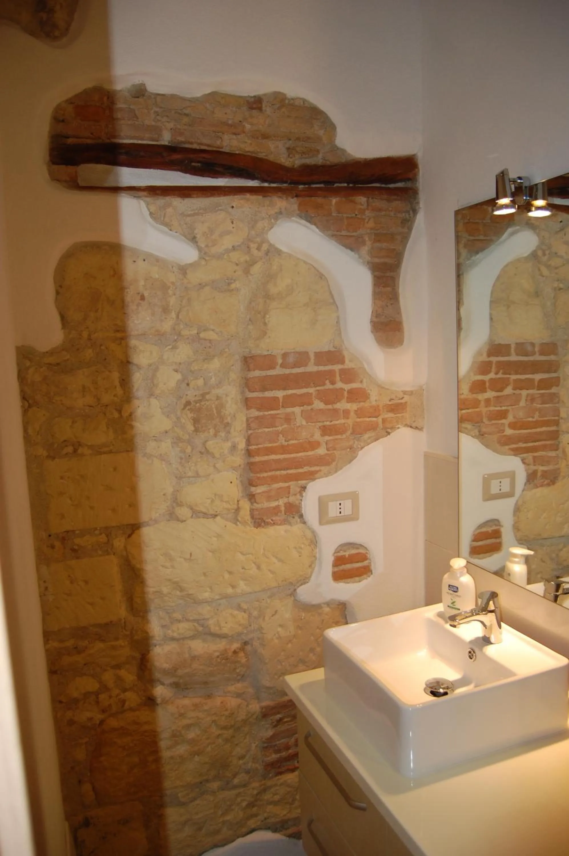 Bathroom in Archè