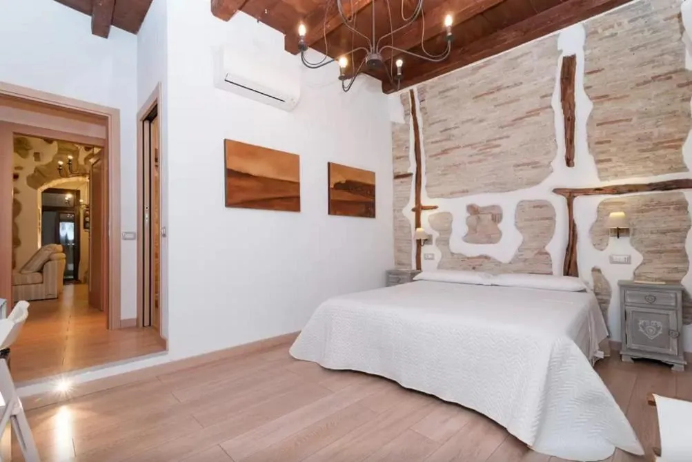 Bed in Archè