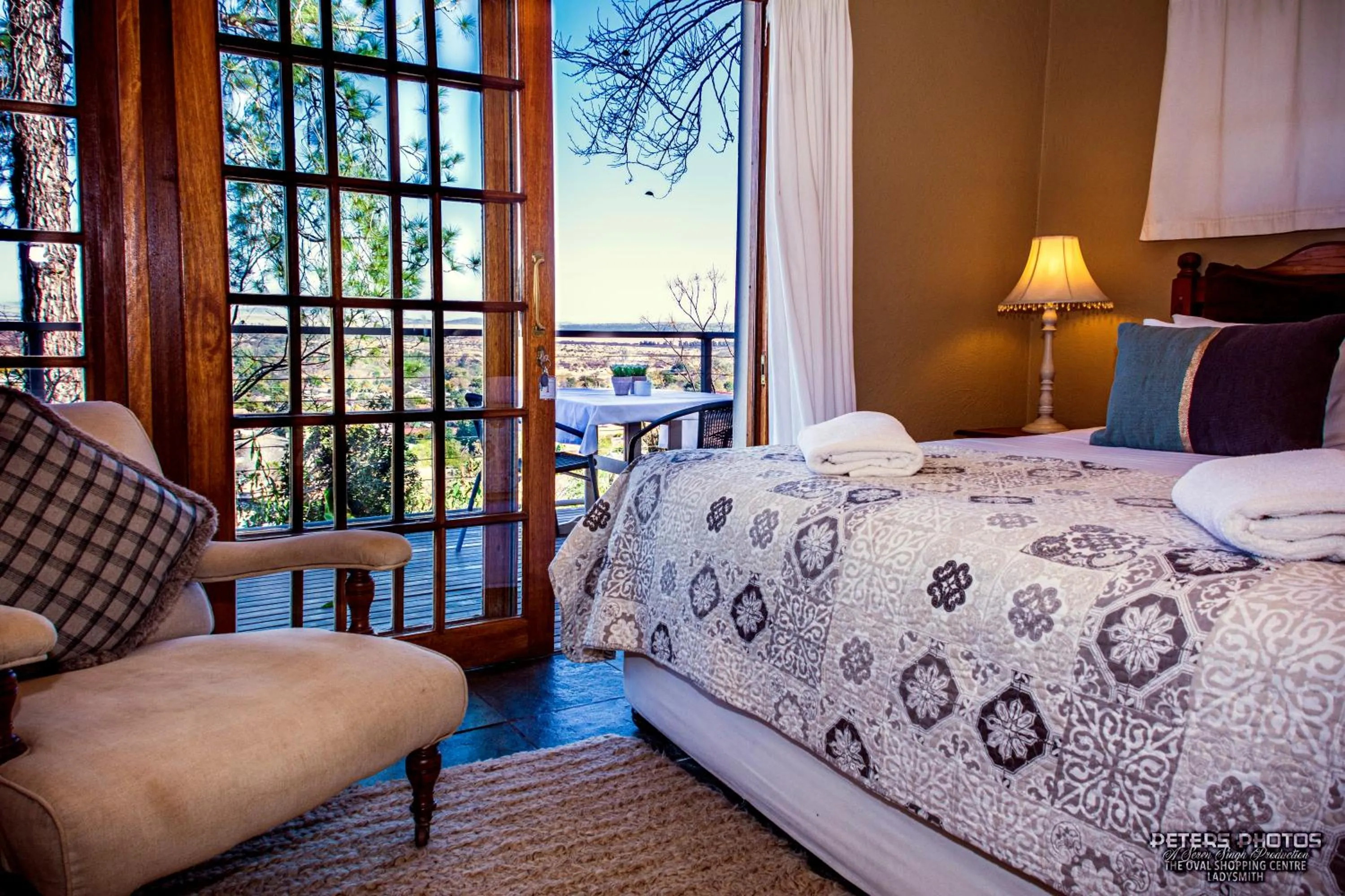 Standard King Room - single occupancy in Buller's Rest Lodge