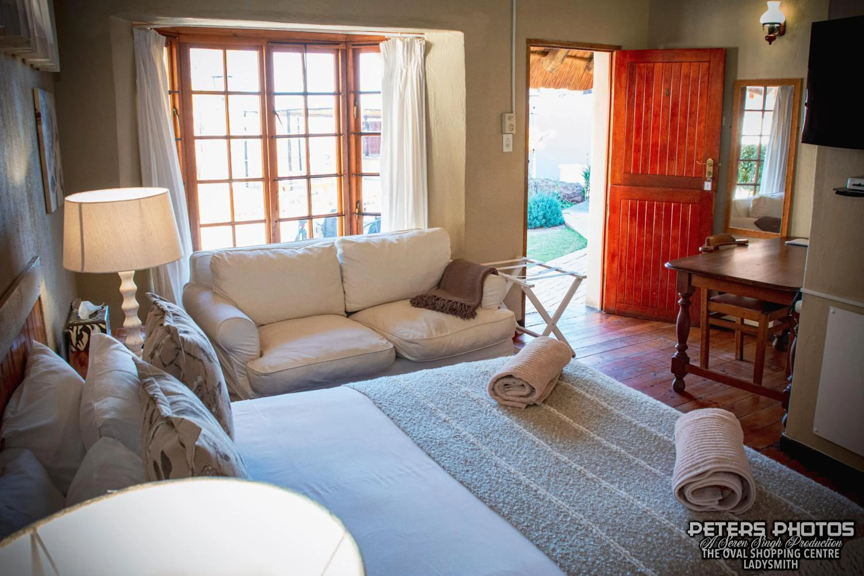 Standard Queen Room - single occupancy in Buller's Rest Lodge
