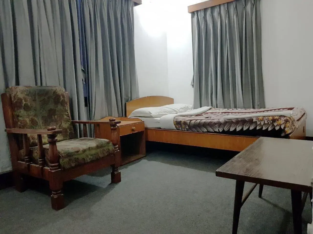 Photo of the whole room, Bed in Hotel Down Town Photo of the whole room, Bed in Hotel Down Town