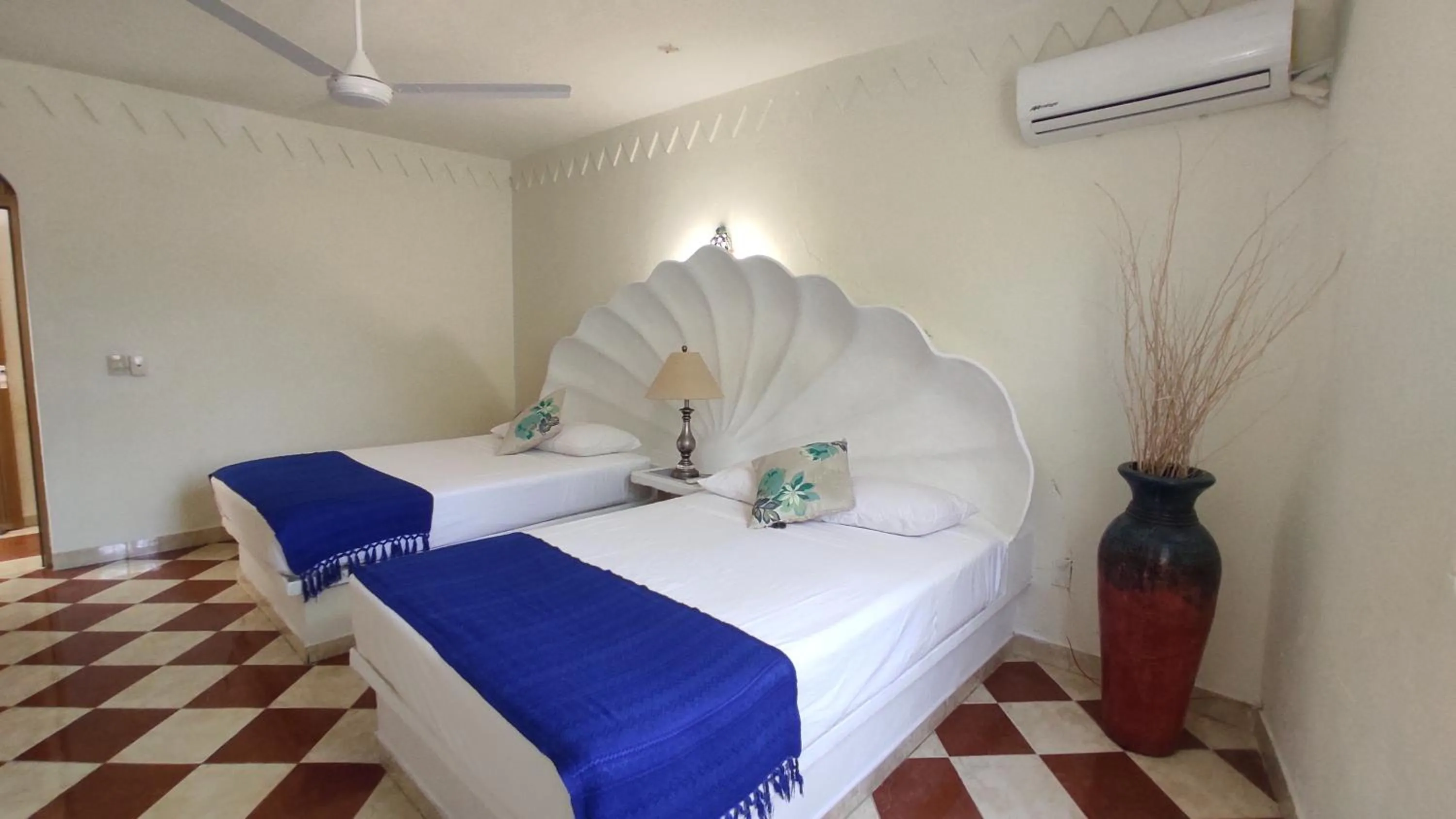 Bedroom, Bed in Villas Paradise