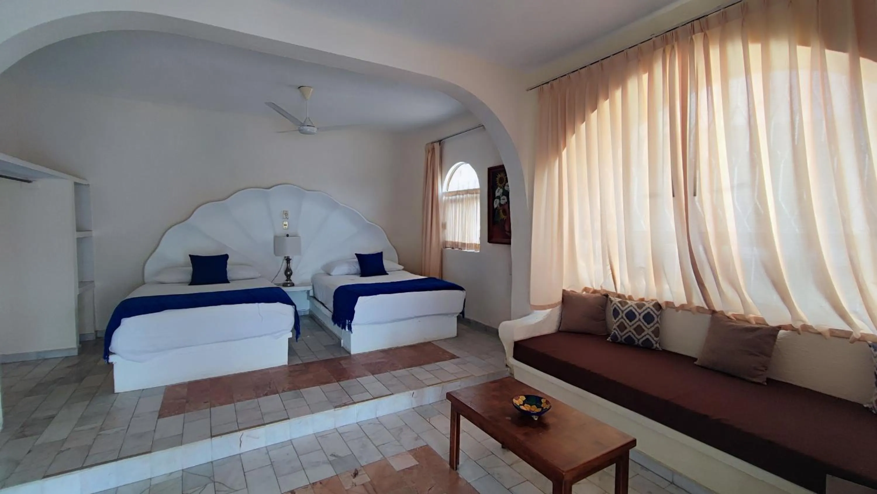 Photo of the whole room, Bed in Villas Paradise