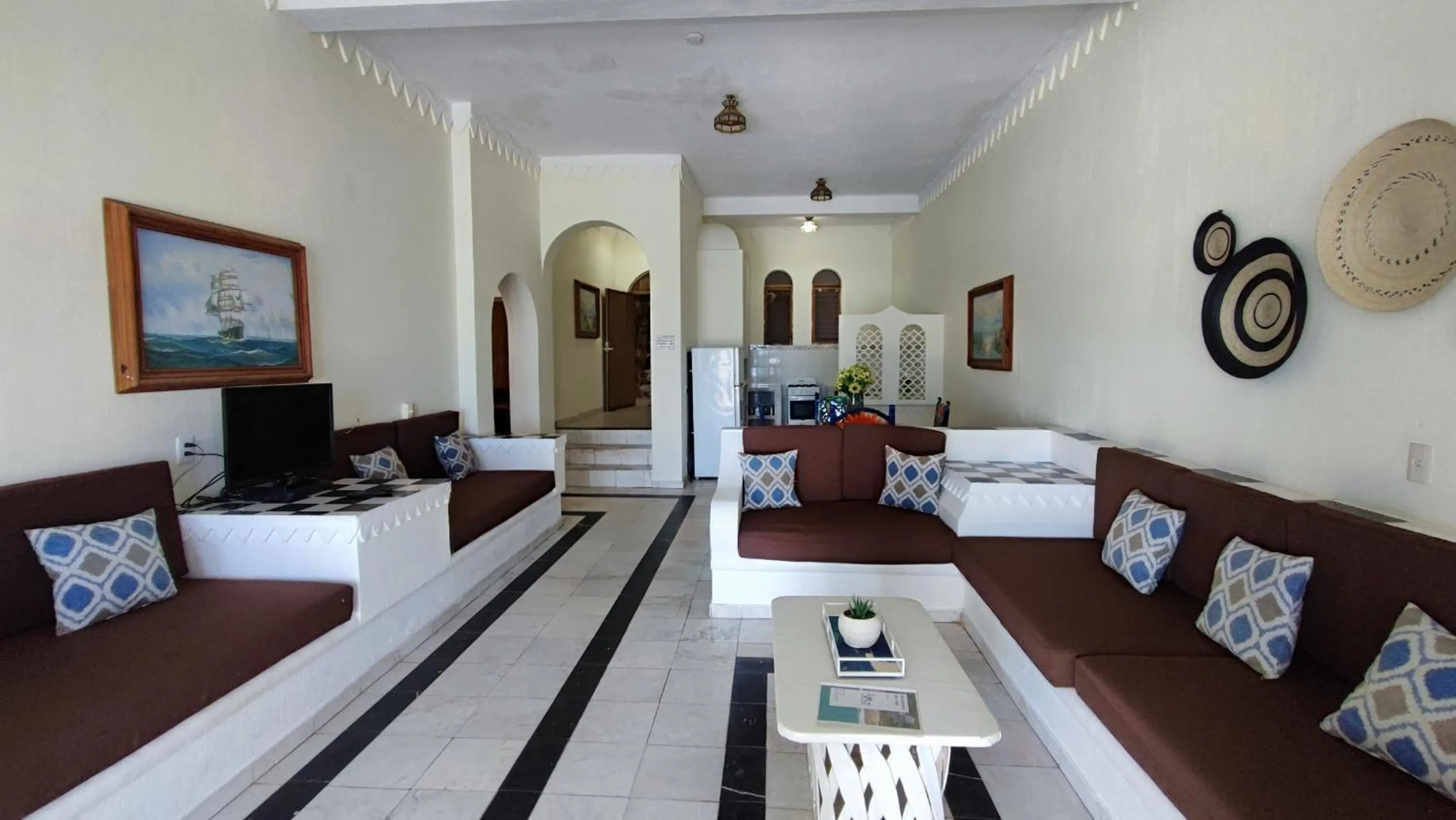 Living room, Bed in Villas Paradise
