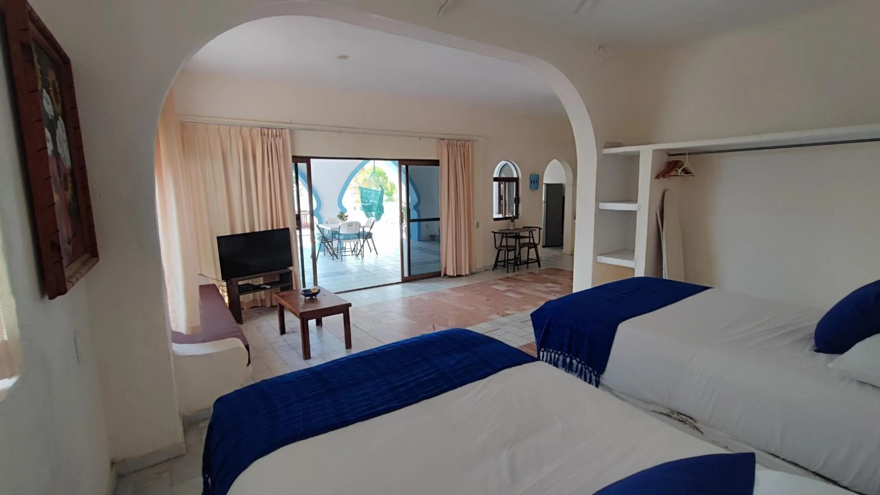 Photo of the whole room, Bed in Villas Paradise