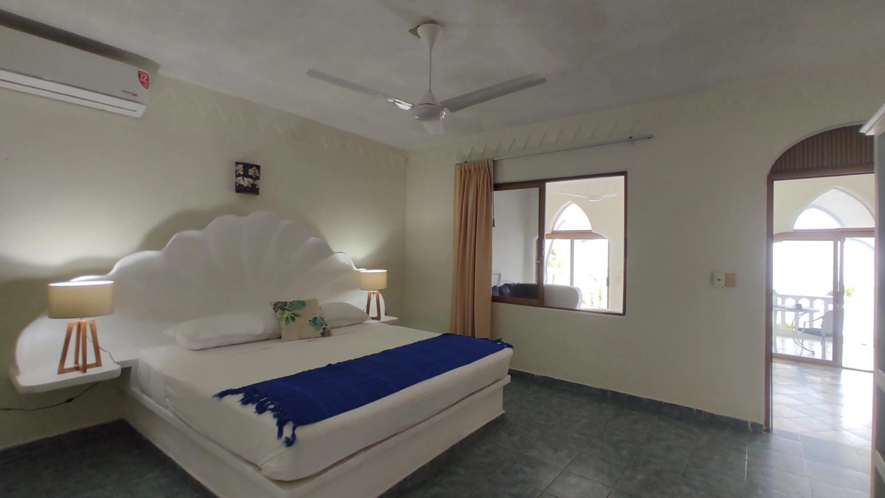 Bedroom, Bed in Villas Paradise