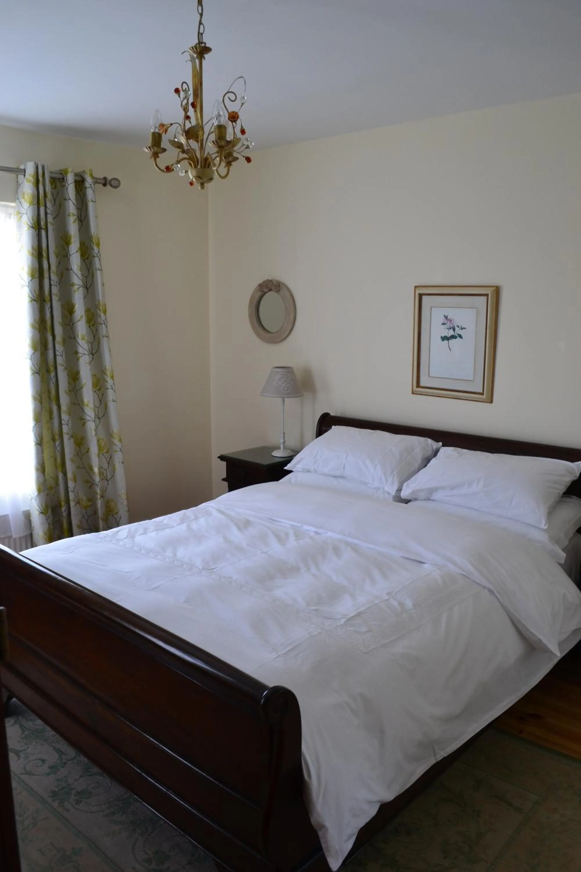 Bed in Guaire House Killarney