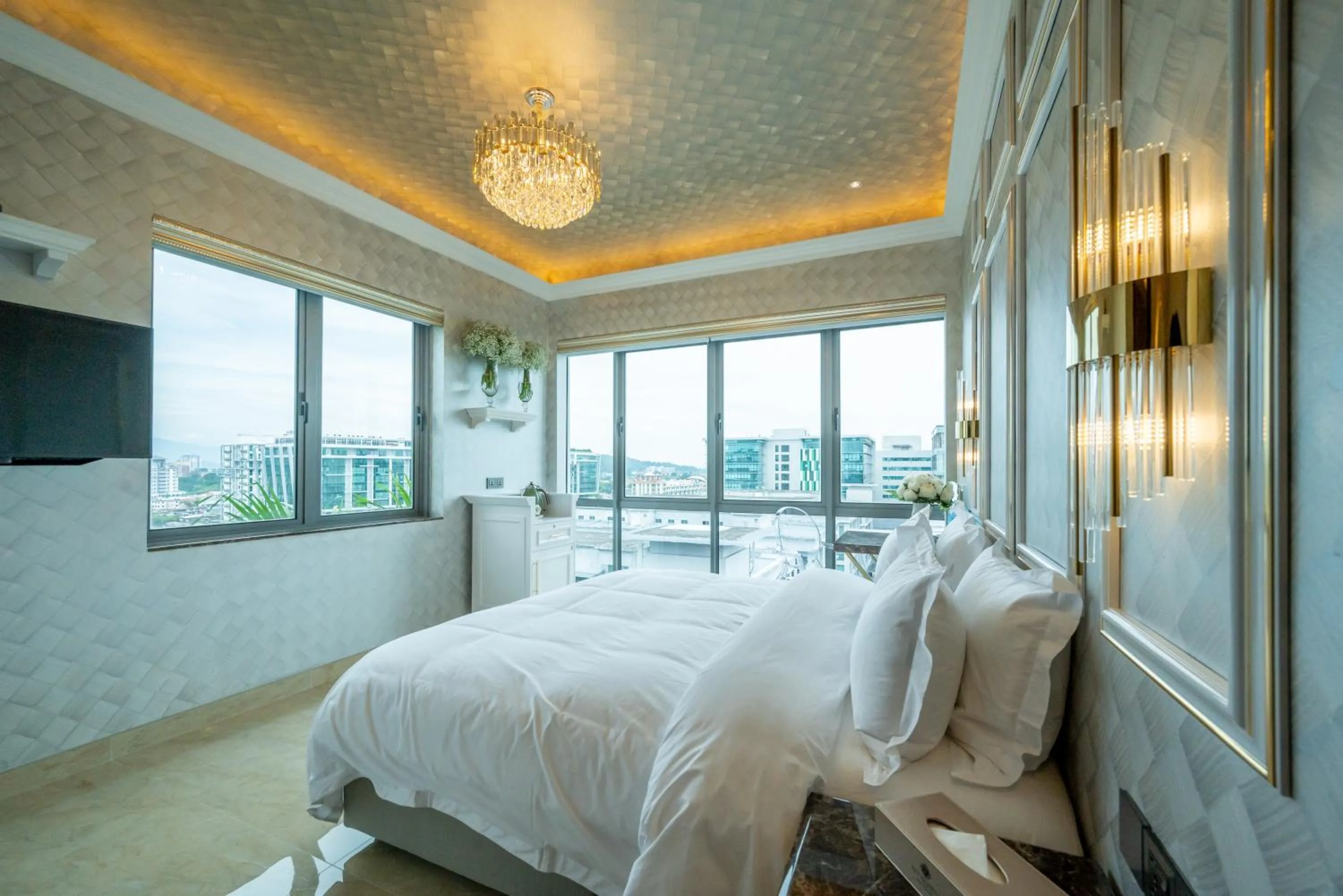 Bed in Ritz Residence, Imago Mall Loft B