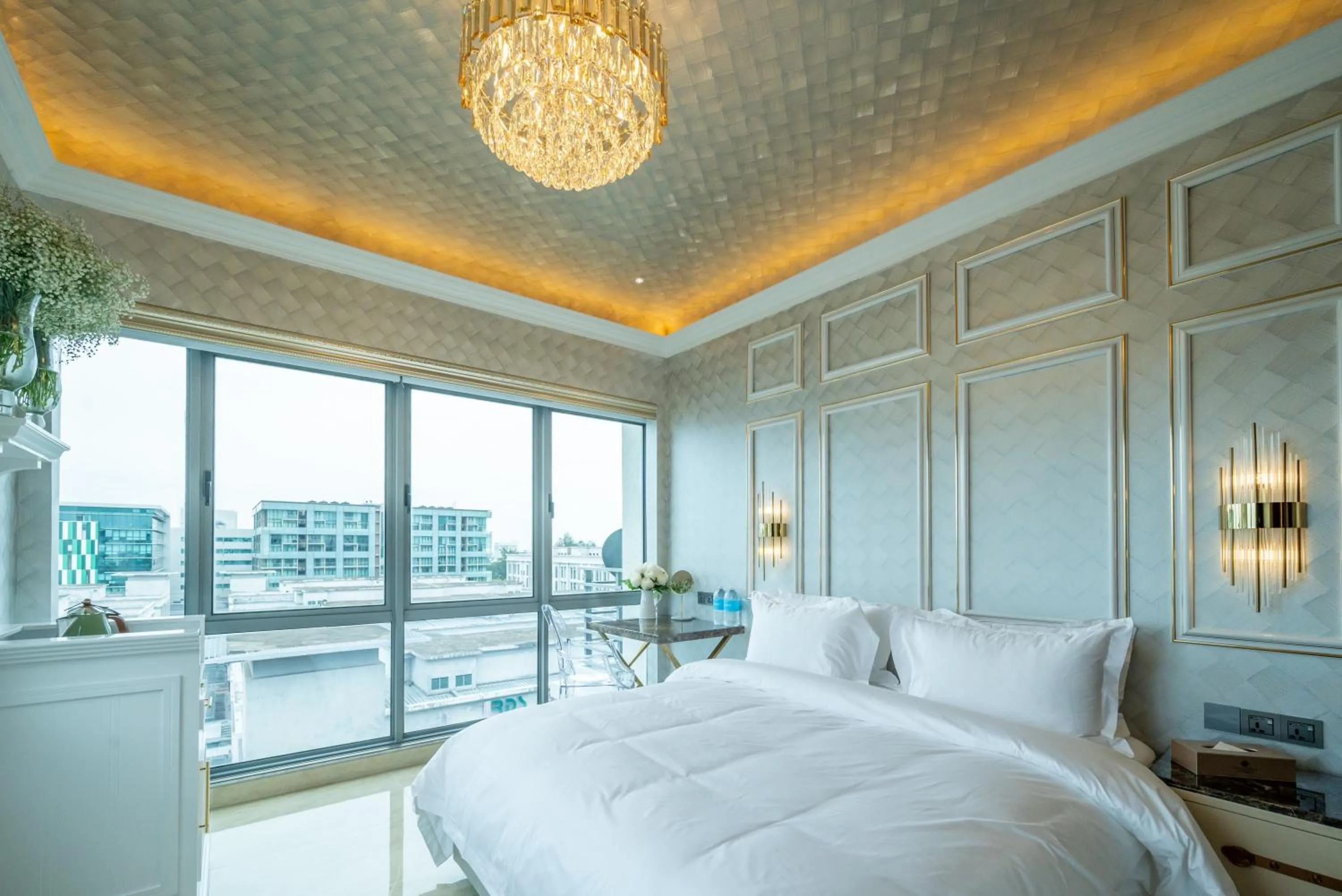 Bed in Ritz Residence, Imago Mall Loft B