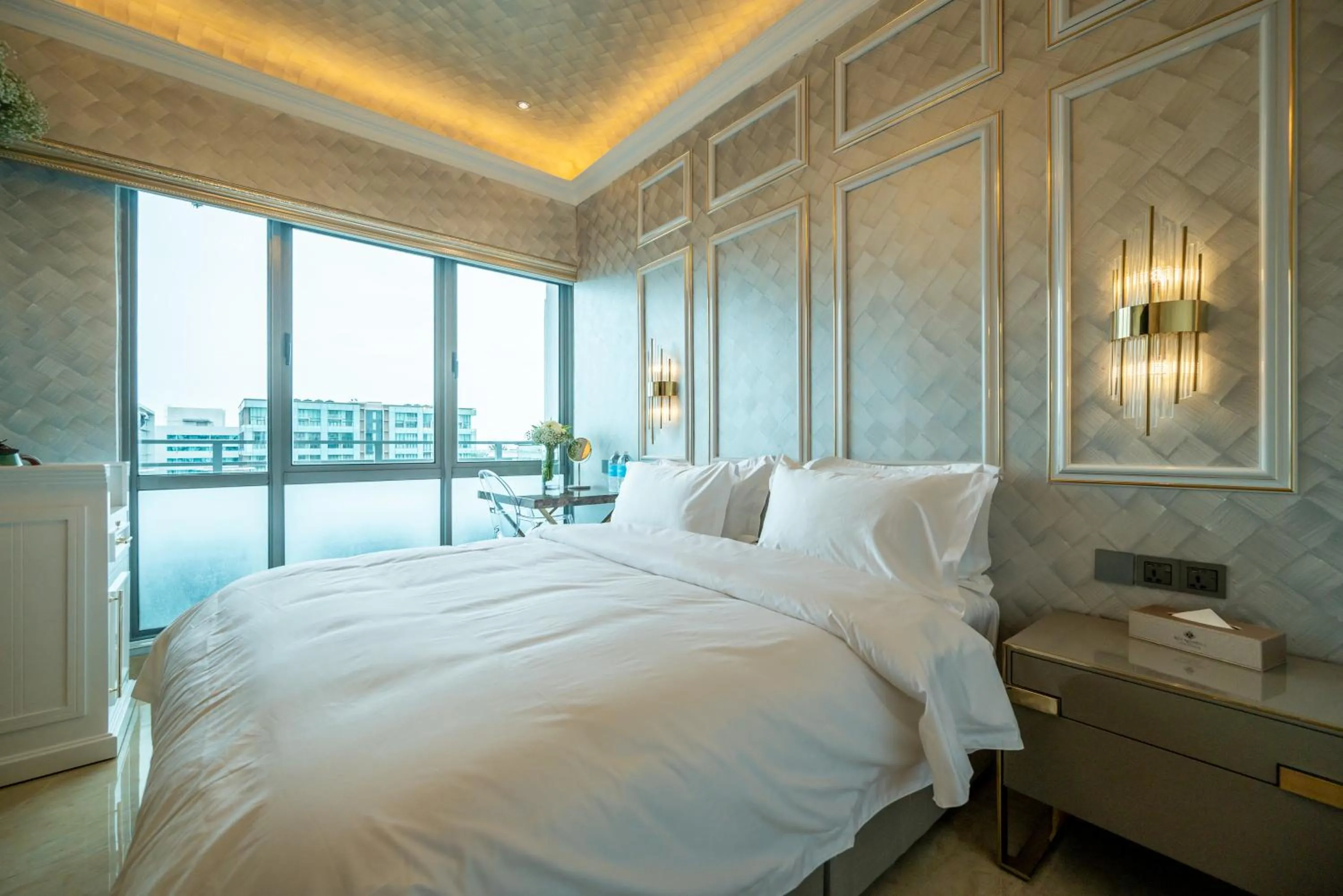 Bed in Ritz Residence, Imago Mall Loft B