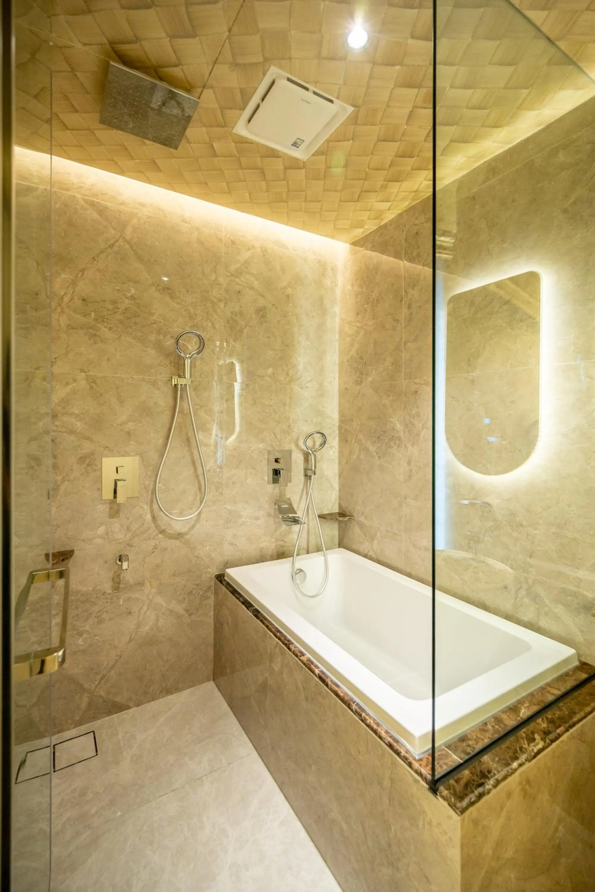 Shower in Ritz Residence, Imago Mall Loft B