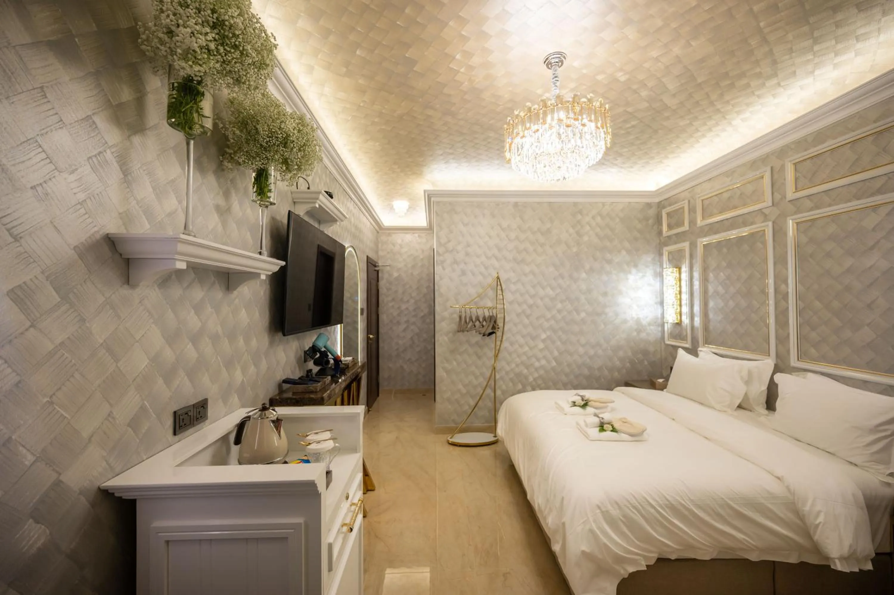 Bed in Ritz Residence, Imago Mall Loft B