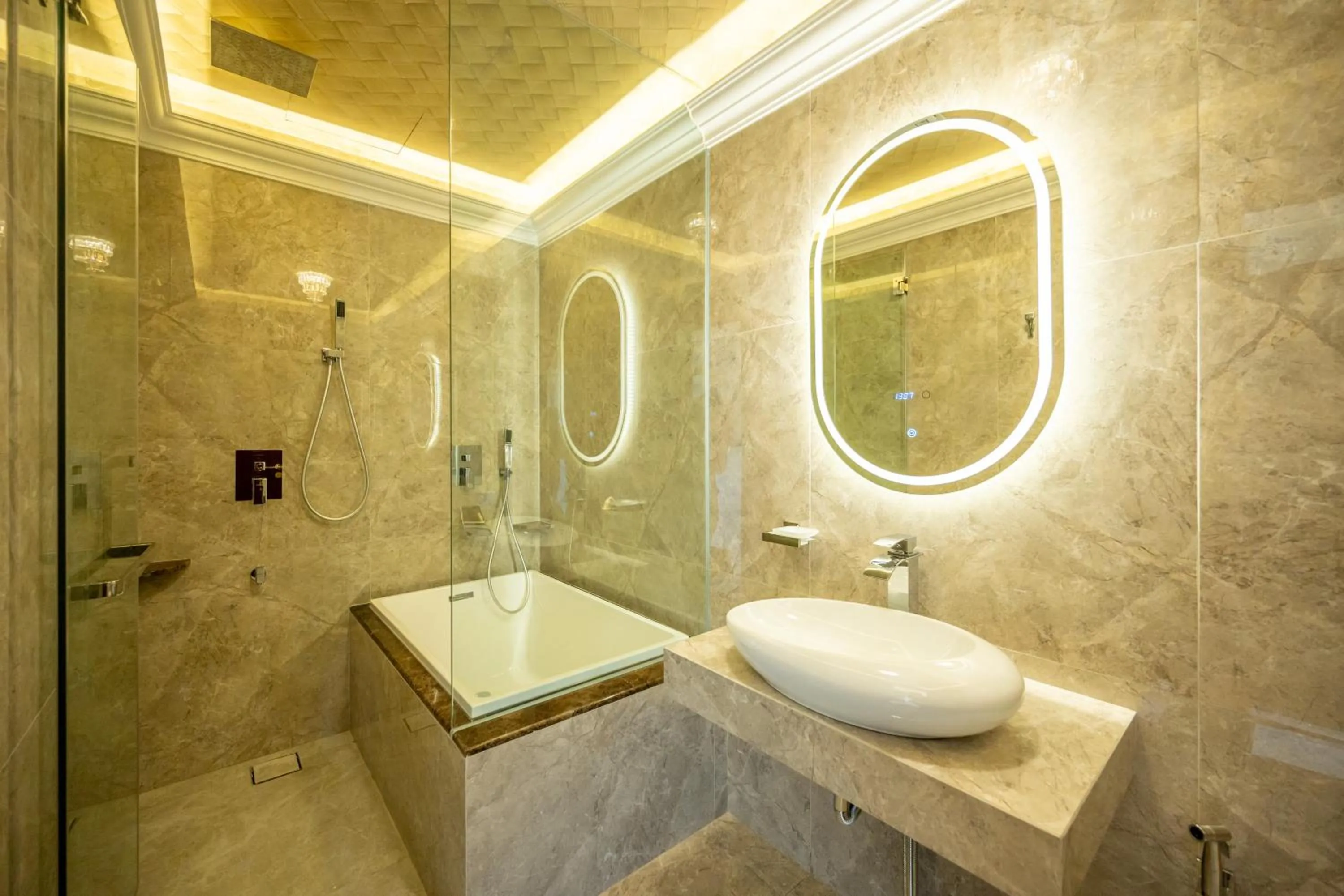 Shower in Ritz Residence, Imago Mall Loft B