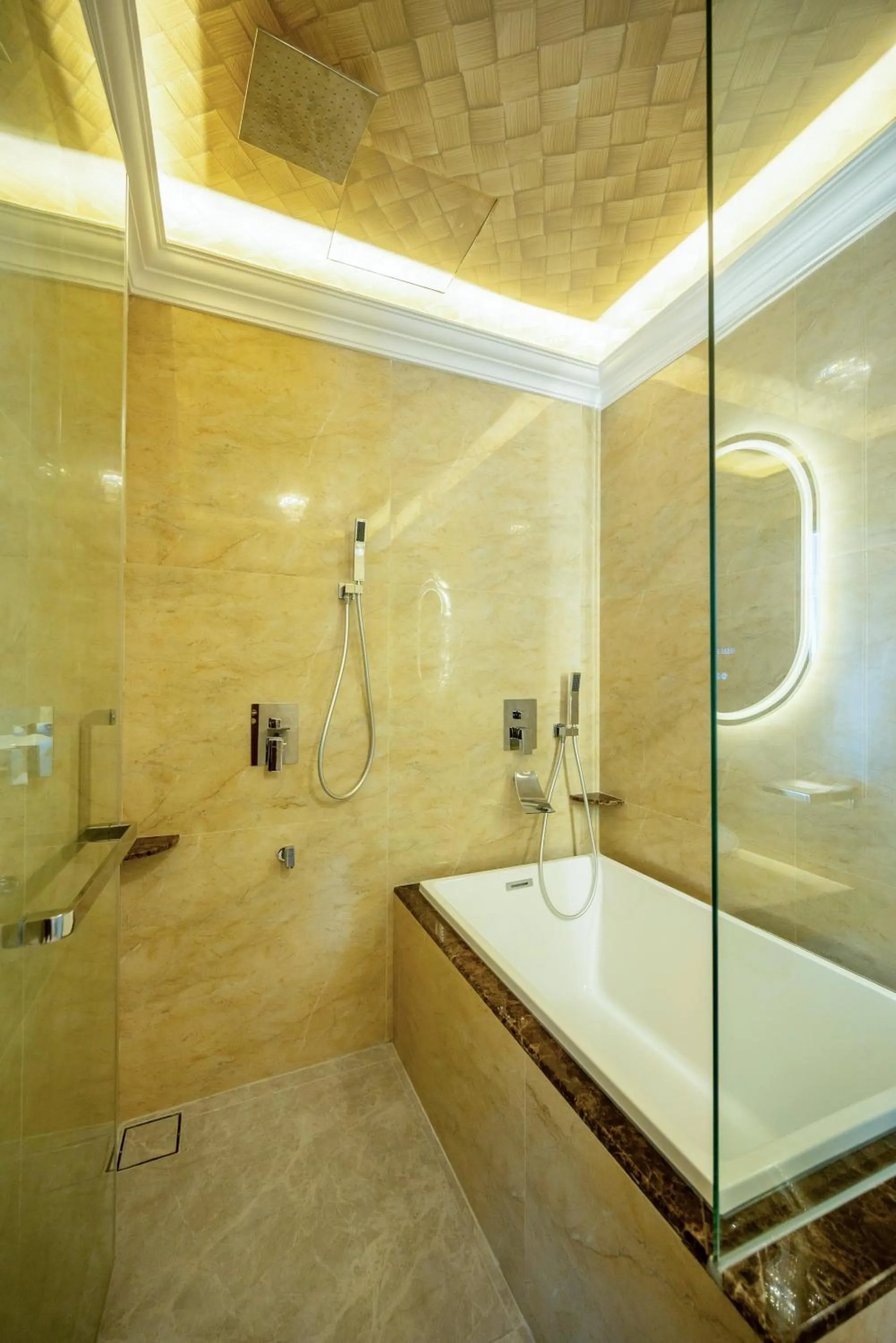 Shower in Ritz Residence, Imago Mall Loft B