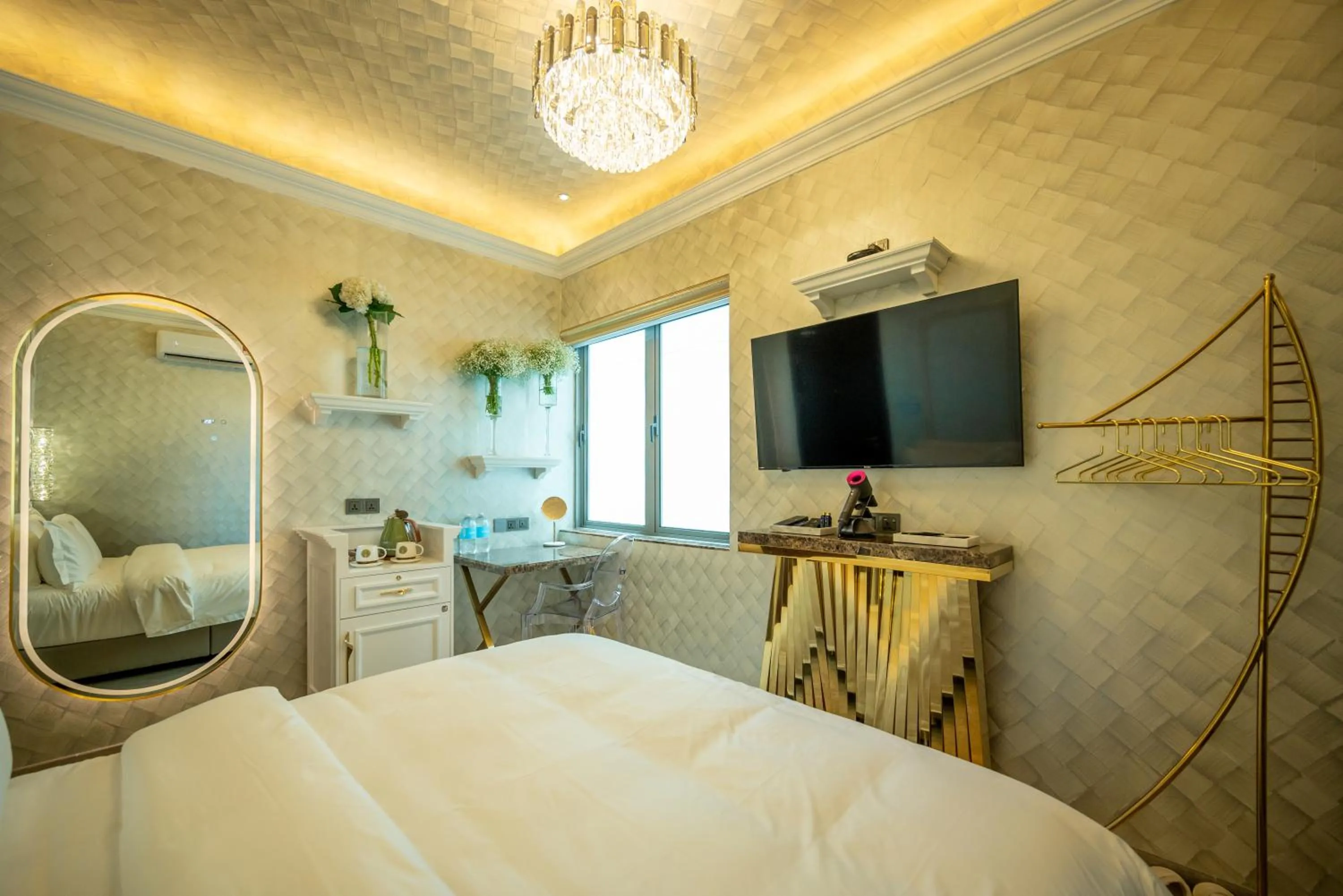 Bed in Ritz Residence, Imago Mall Loft B