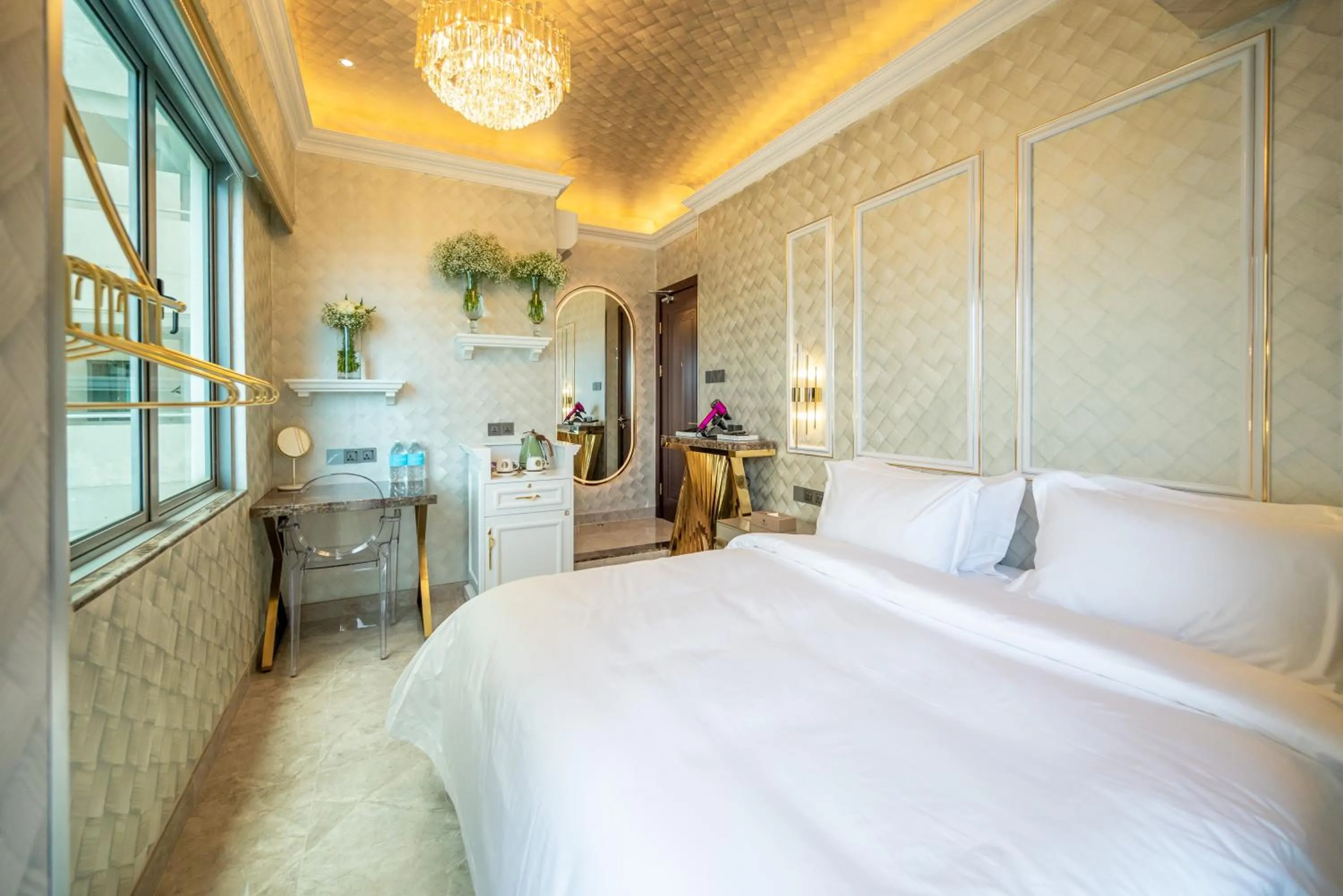 Bed in Ritz Residence, Imago Mall Loft B