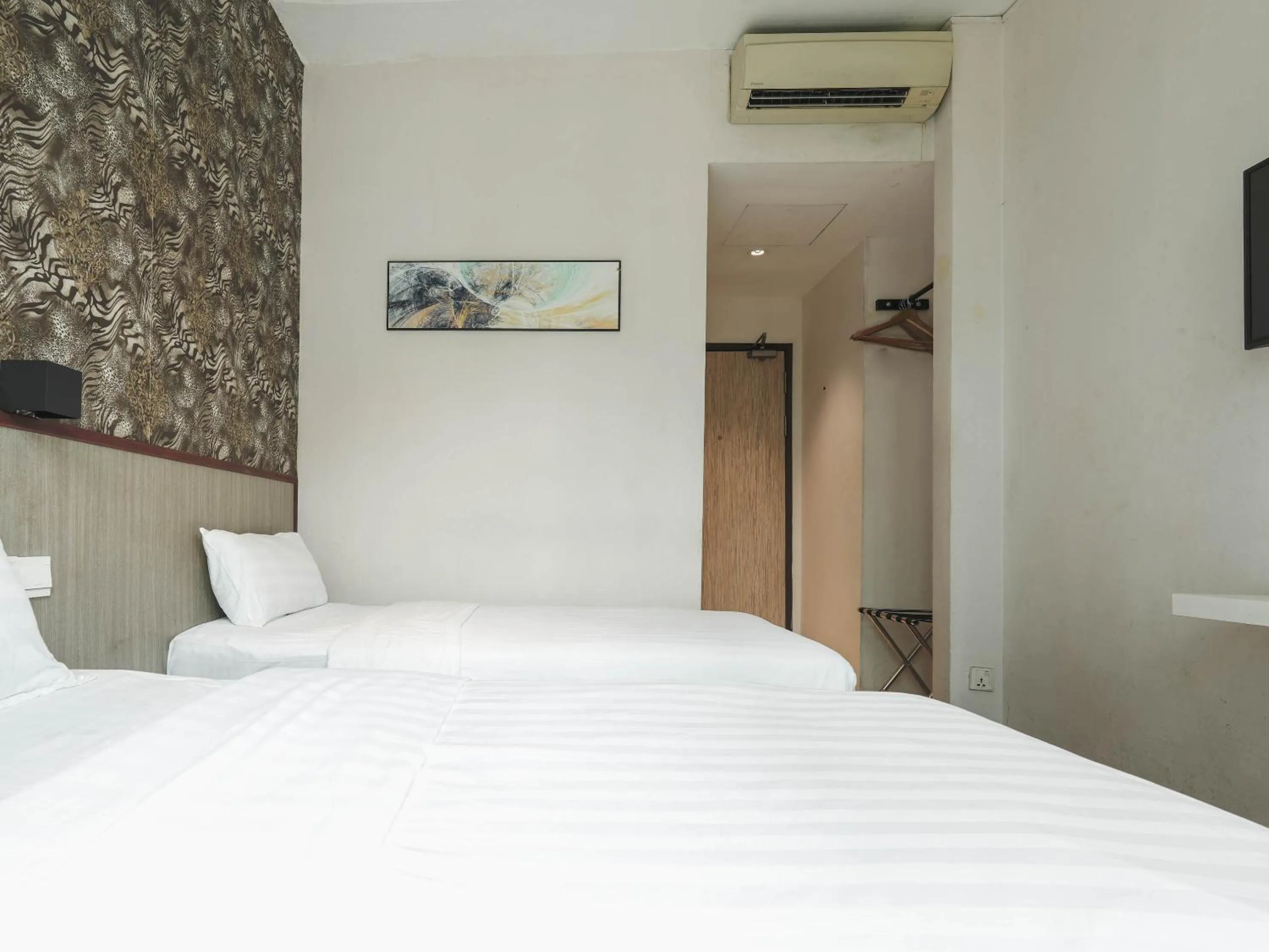 Bed in The Noble Hotel