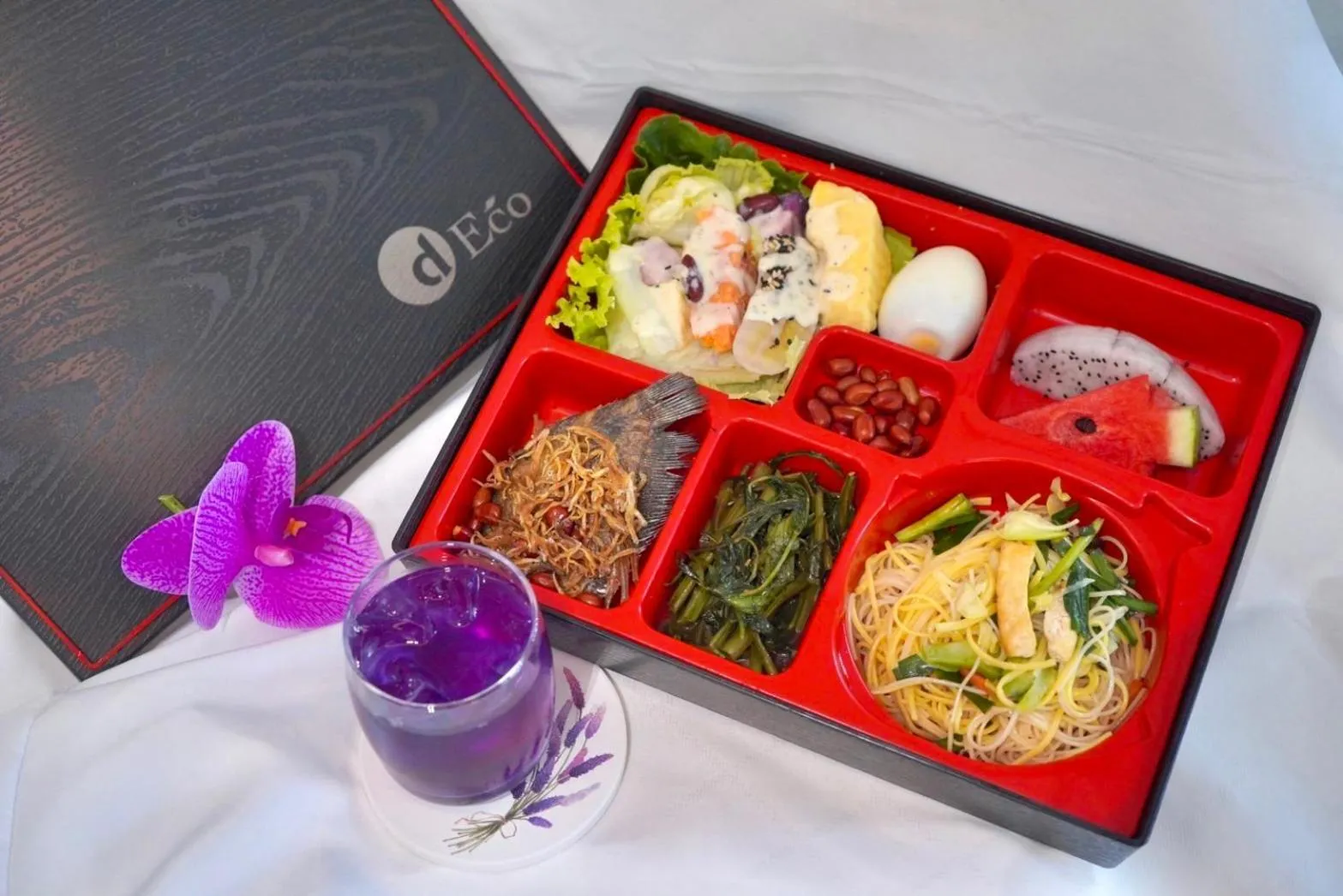 Restaurant/places to eat in D Eco Wellness Center