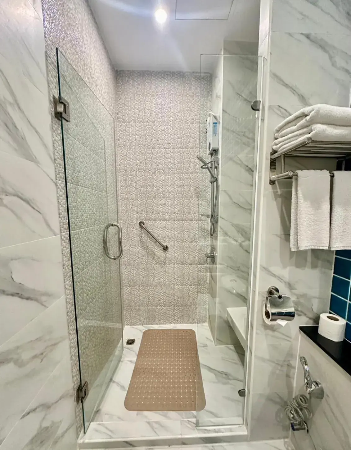 Bathroom in D Eco Wellness Center Bathroom in D Eco Wellness Center