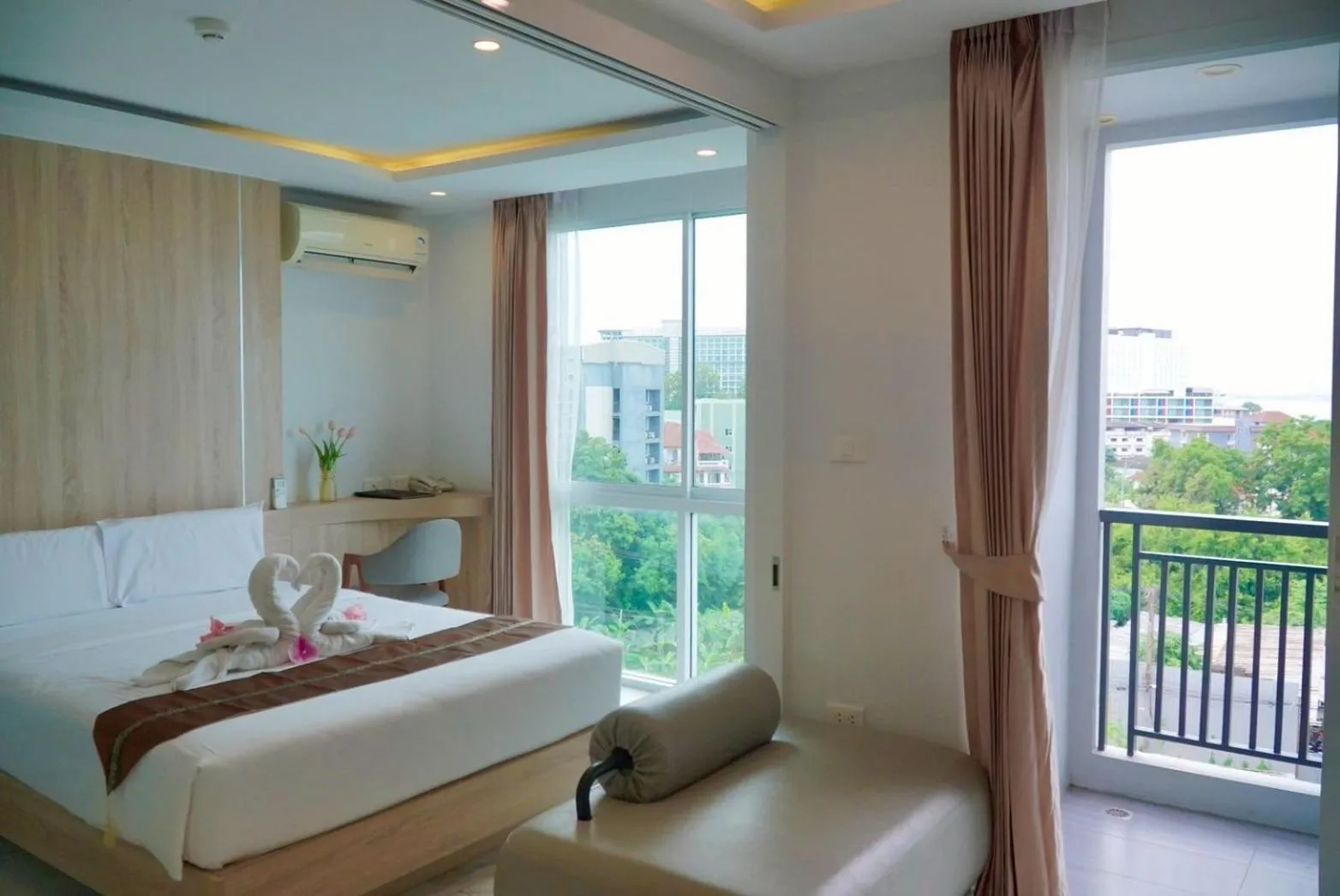 Bed in D Eco Wellness Center