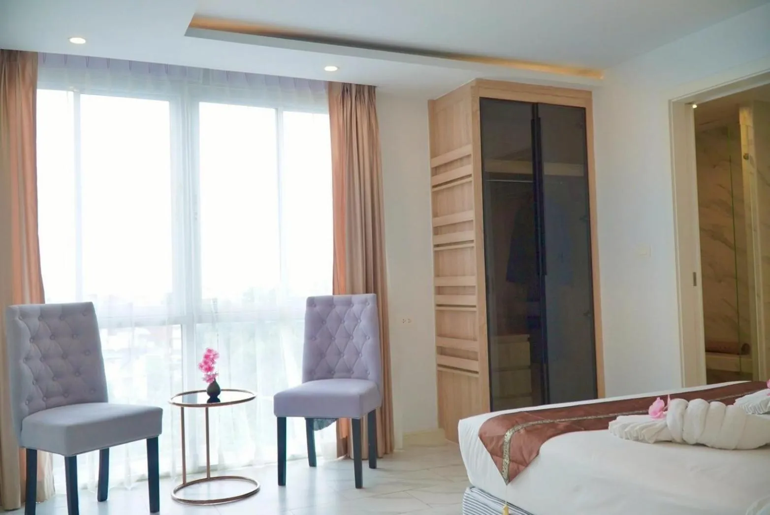 Bed in D Eco Wellness Center