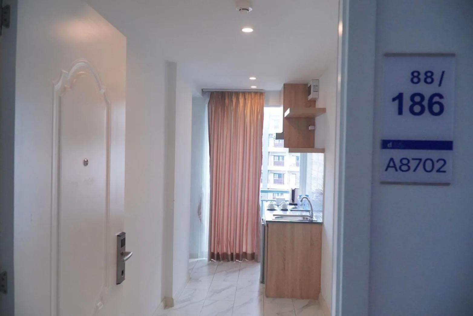 Kitchen or kitchenette in D Eco Wellness Center