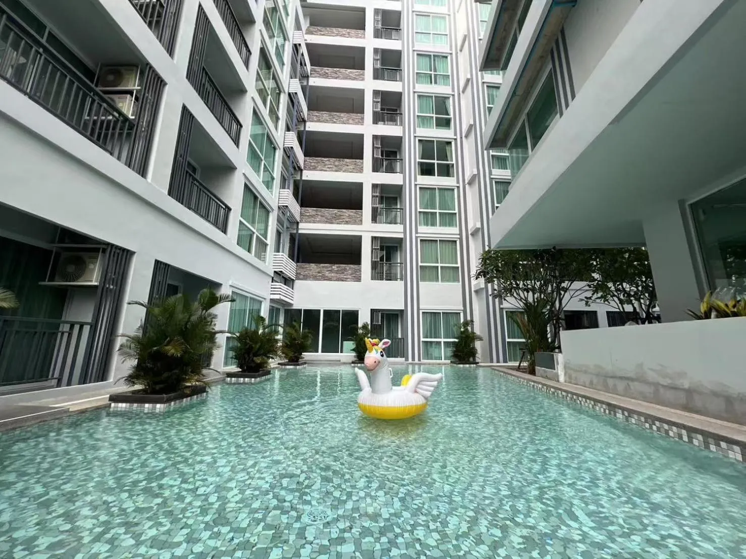 Day in D Eco Wellness Center