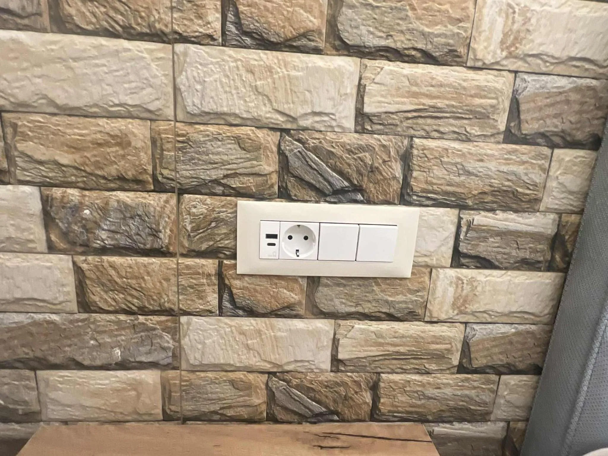 Dolphin Hotel Apartments