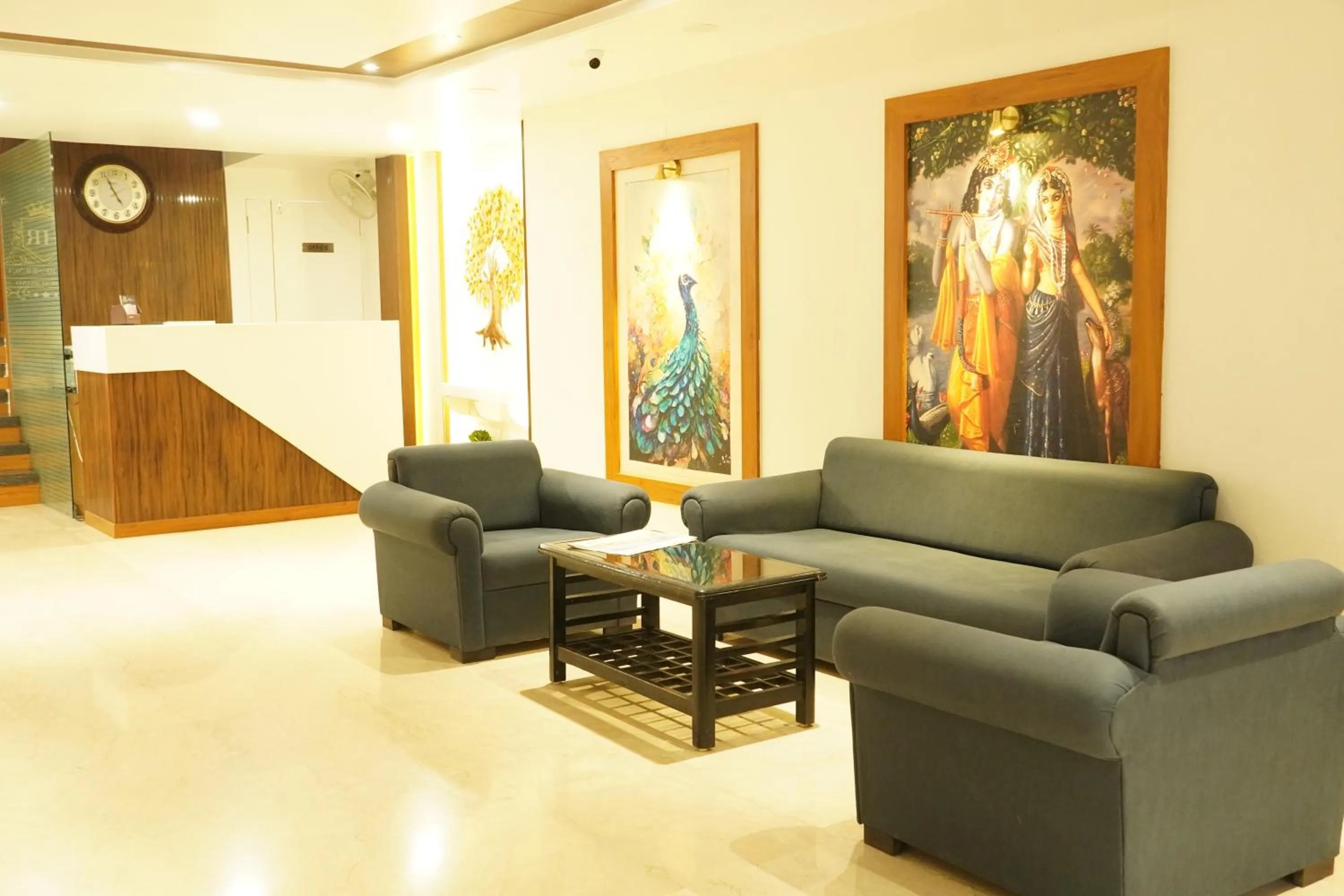Living room in Hotel Heera Residency