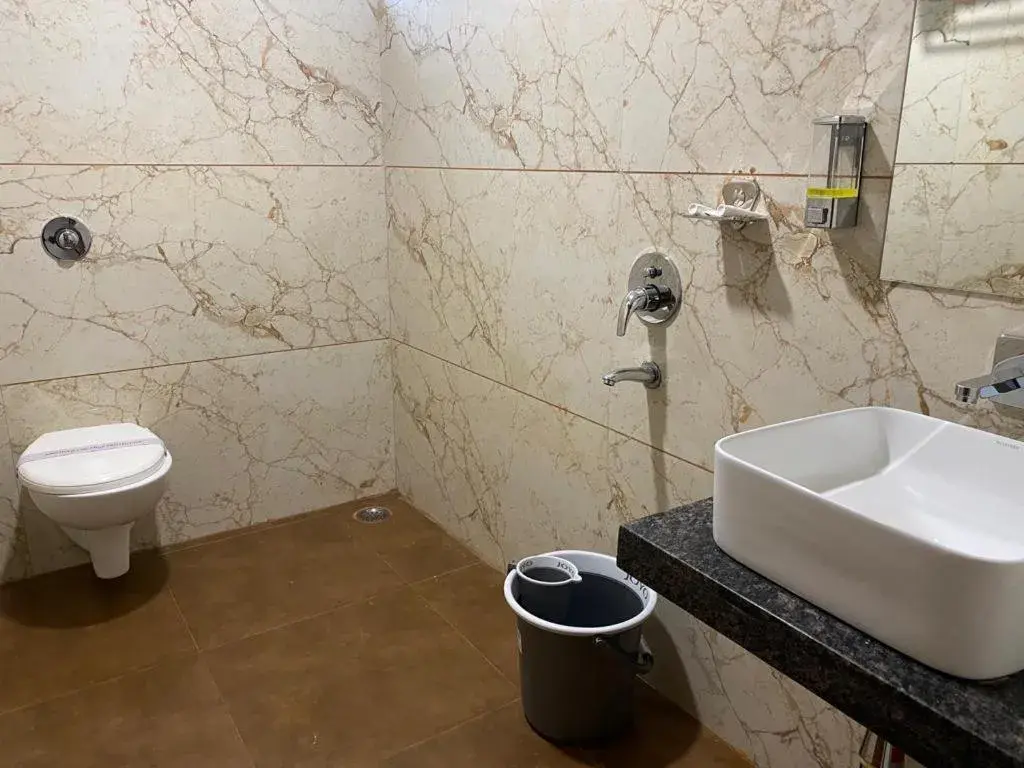 Standard Double Room - single occupancy in Hotel Heera Residency Standard Double Room - single occupancy in Hotel Heera Residency