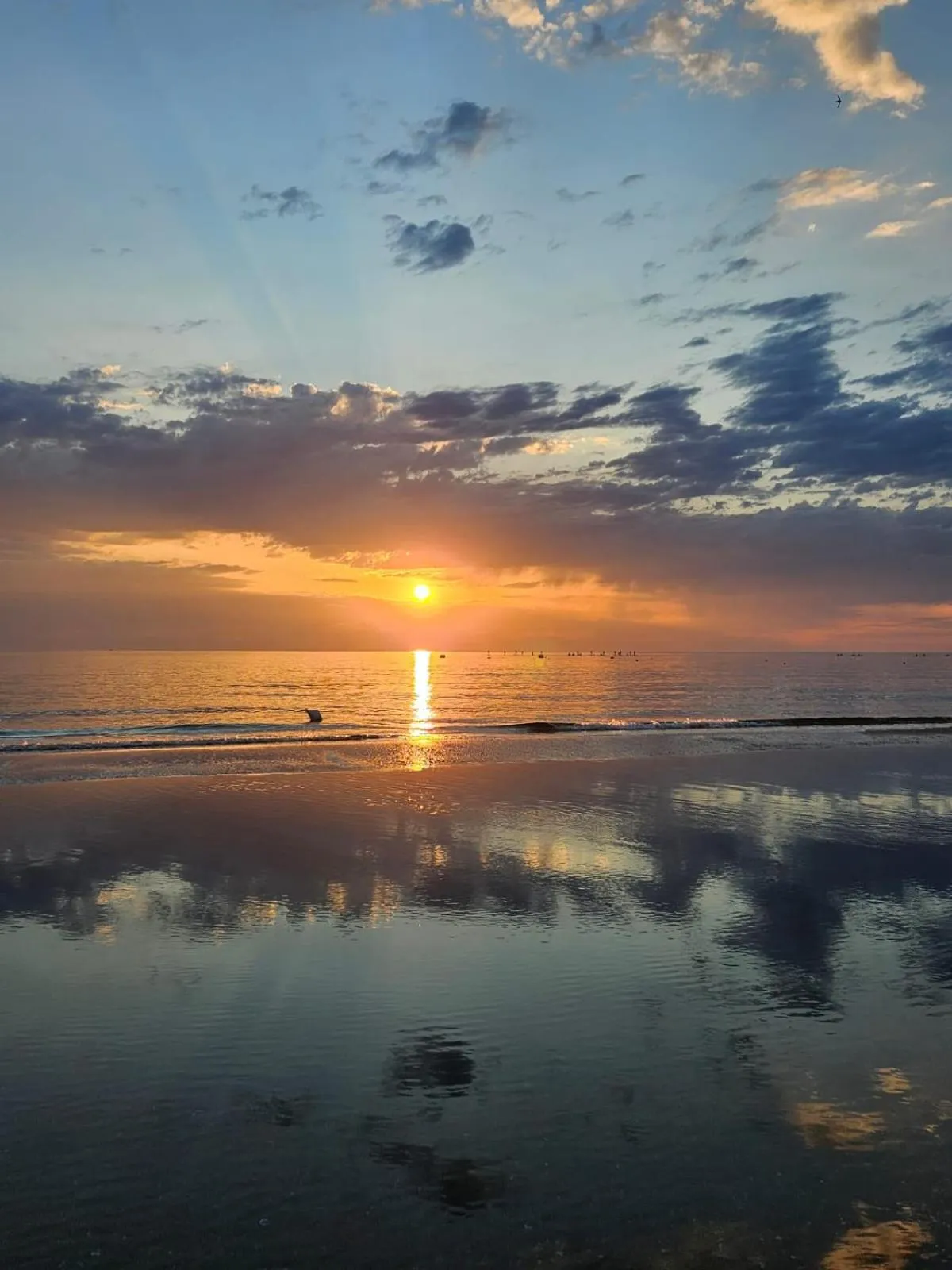Beach in Hotel Poker