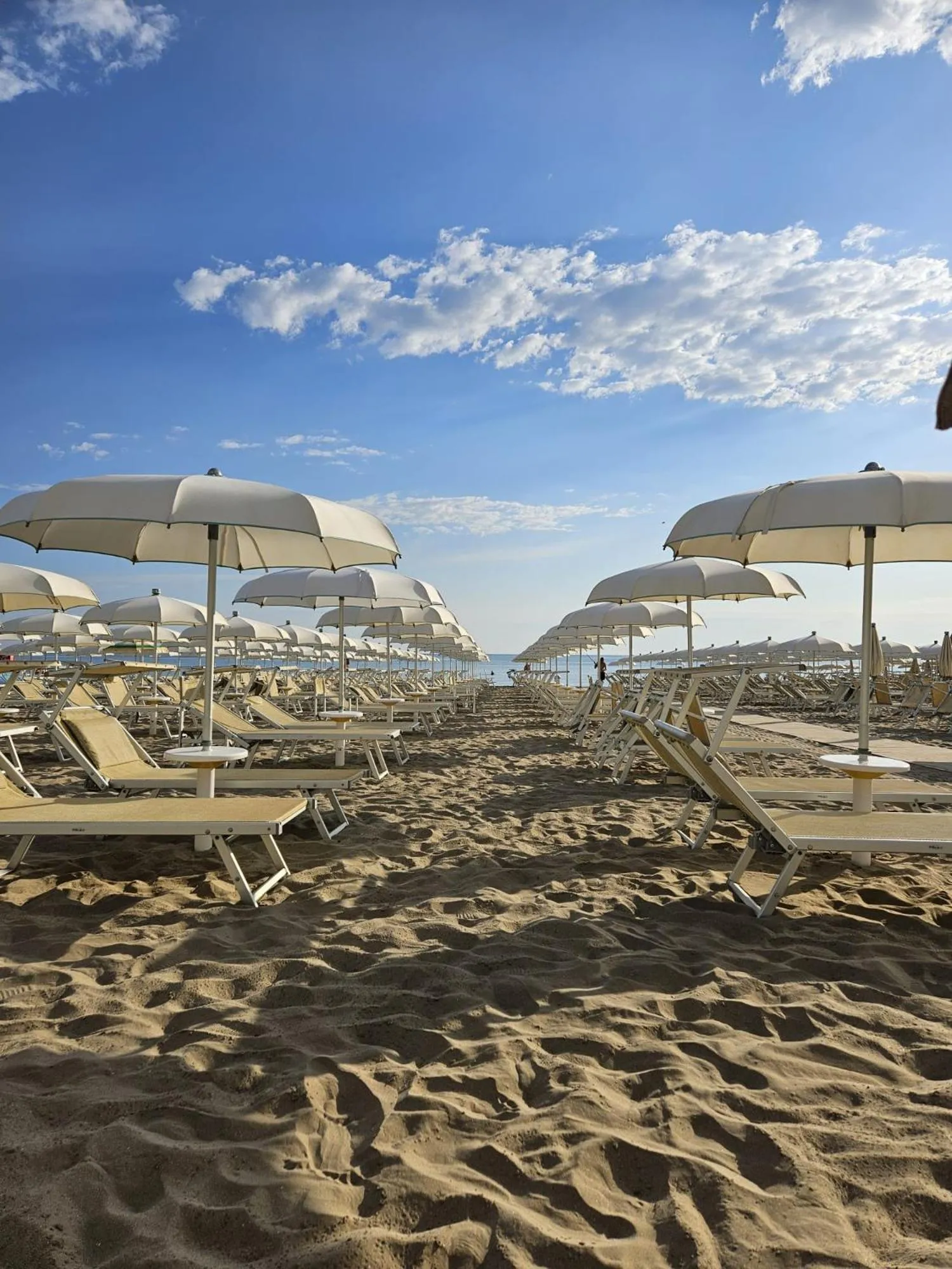 Beach in Hotel Poker