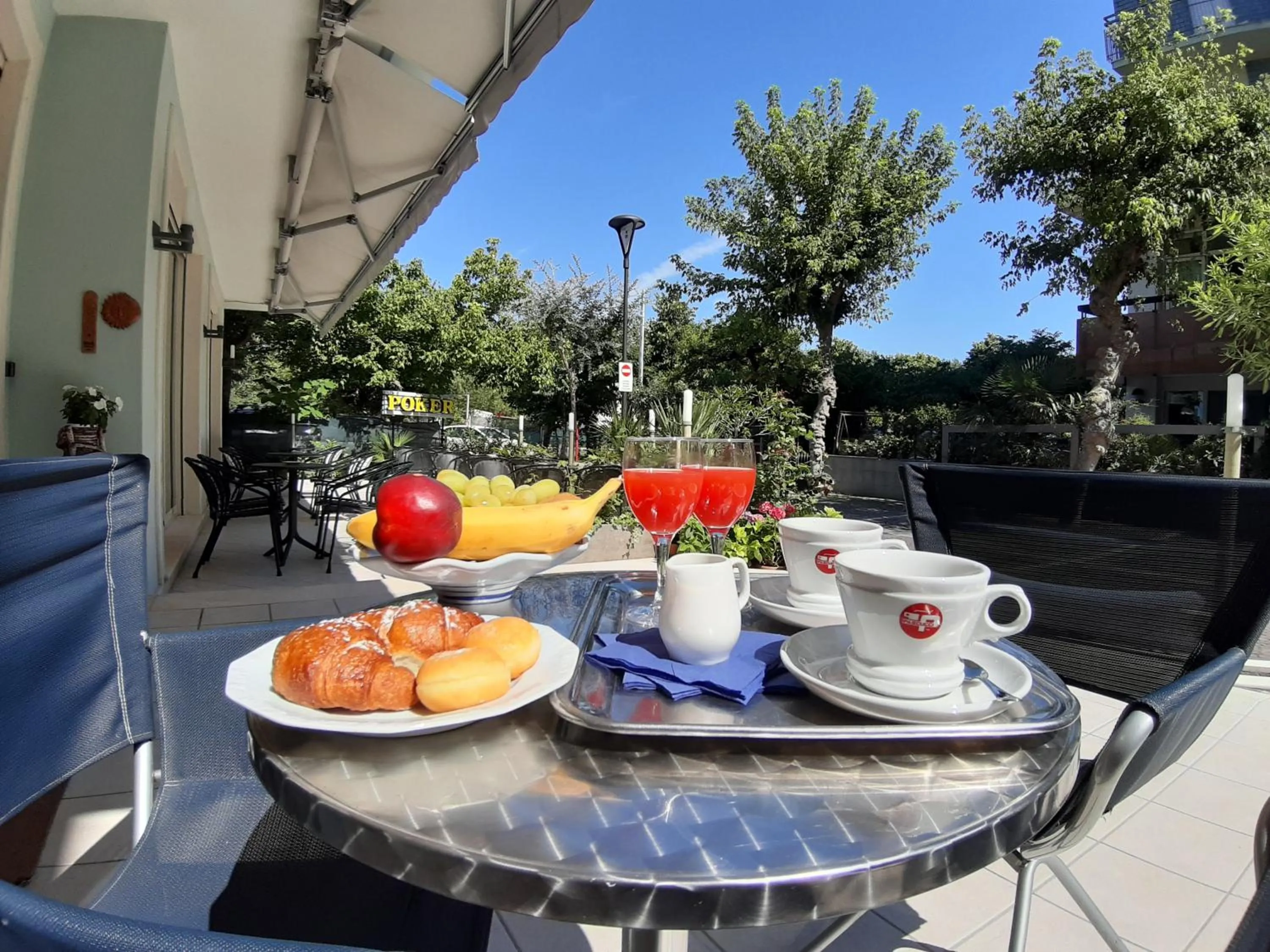 Patio in Hotel Poker